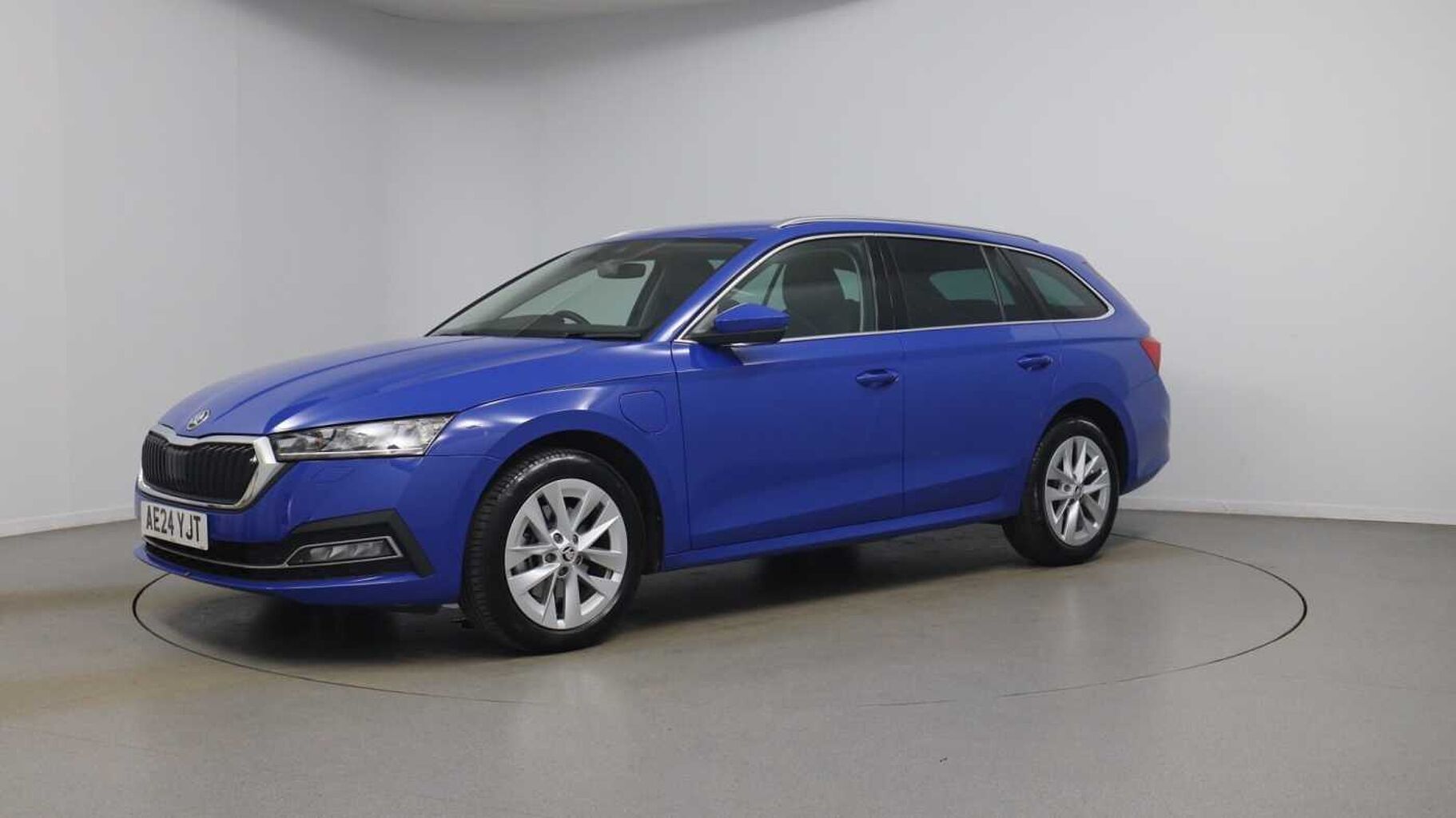 SKODA Octavia 1.4 TSI iV 13kWh SE L Estate 5dr Petrol Plug-in Hybrid DSG Euro 6 (s/s) (204 ps)