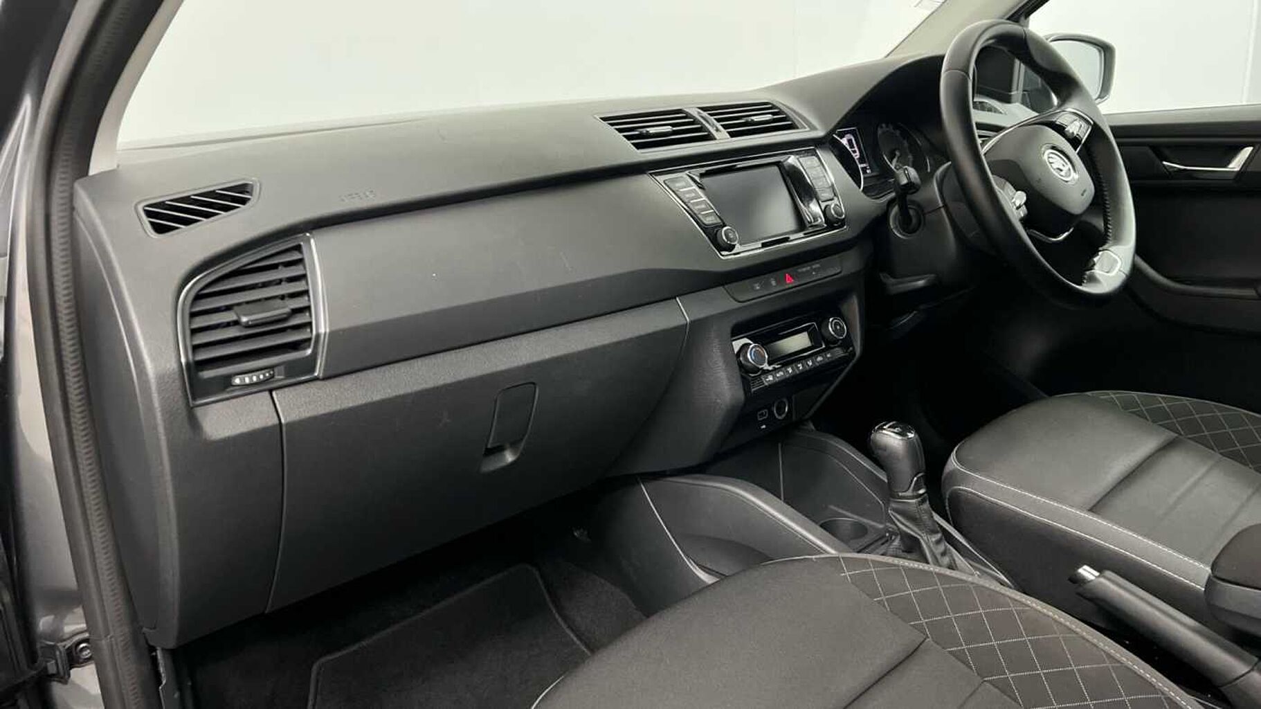 SKODA Fabia 1.0 TSI SE (95PS) DSG 5-Dr Estate