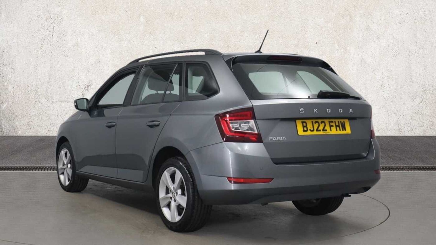 SKODA Fabia 1.0 TSI SE (95PS) DSG 5-Dr Estate