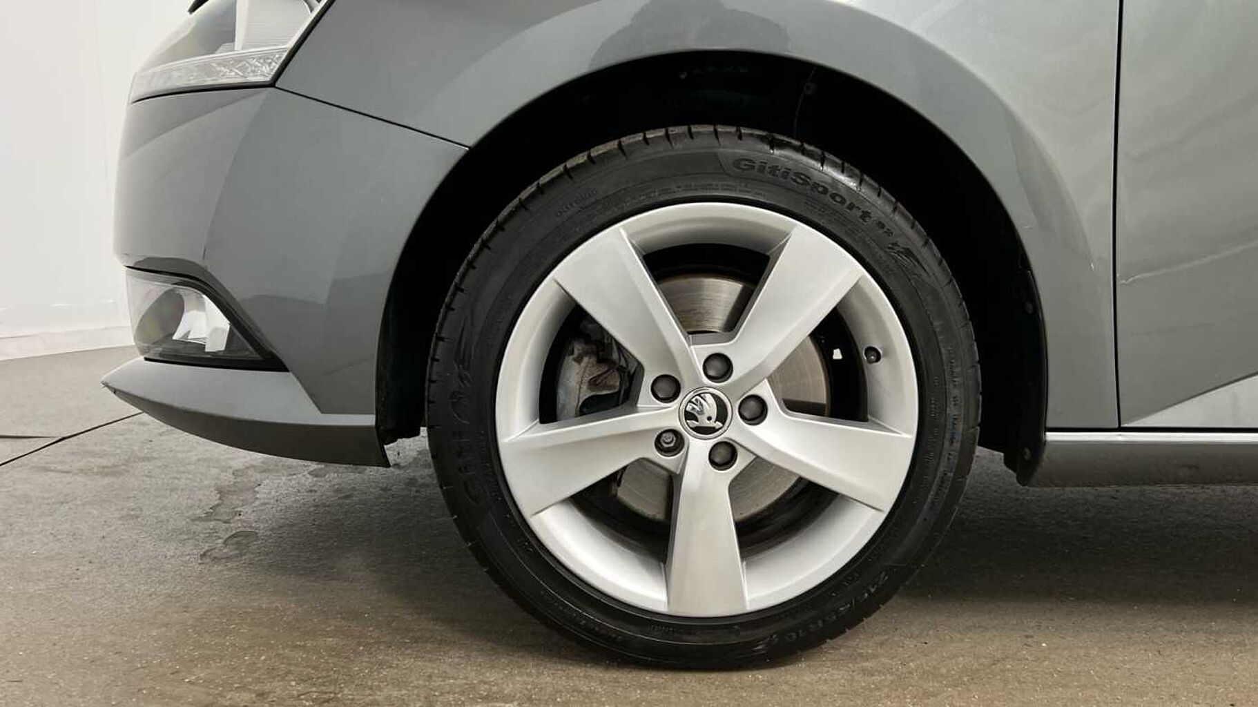SKODA Fabia 1.0 TSI SE (95PS) DSG 5-Dr Estate