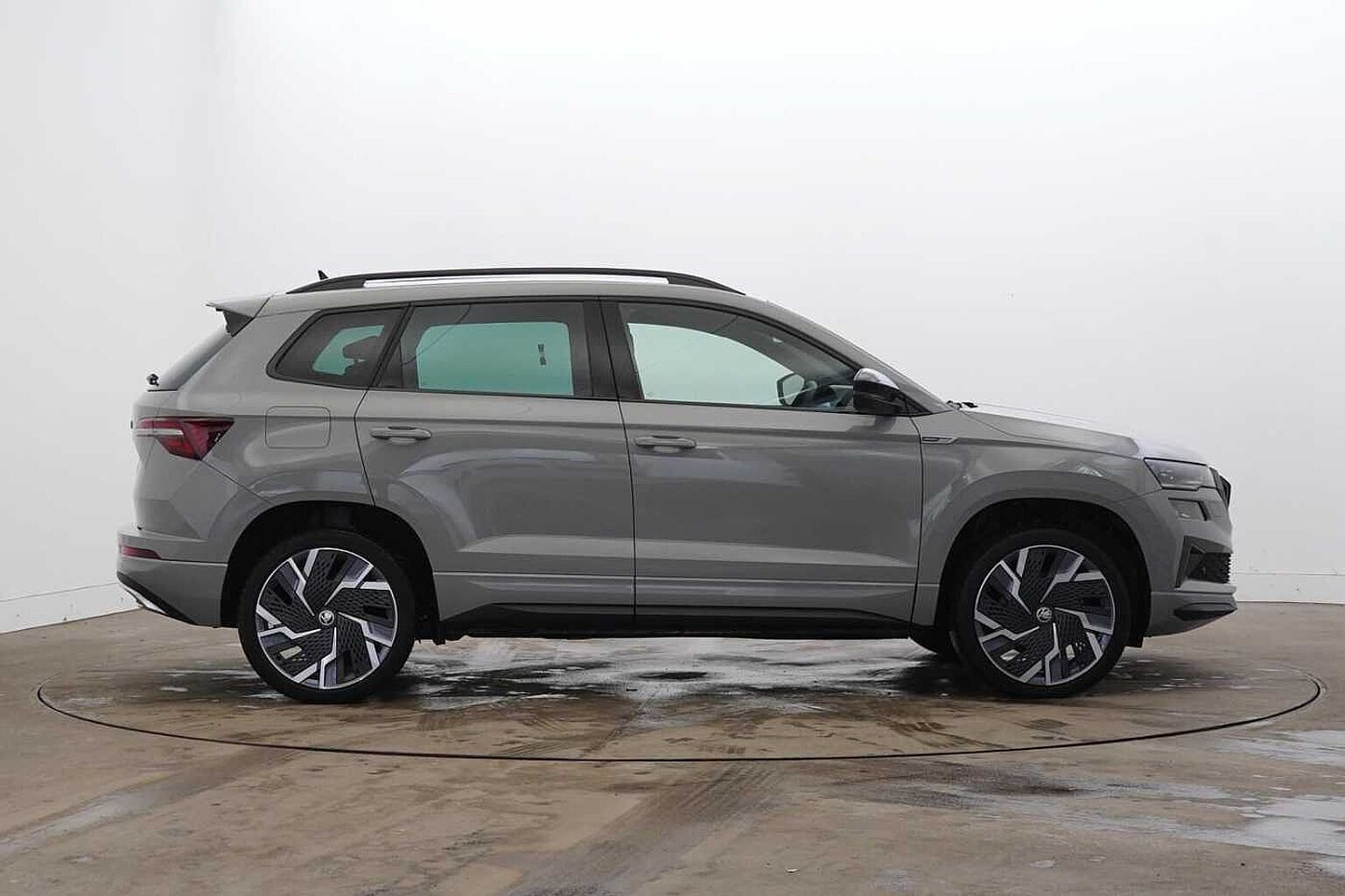 SKODA Karoq SUV 1.5 TSI (150ps) SportLine ACT Manual
