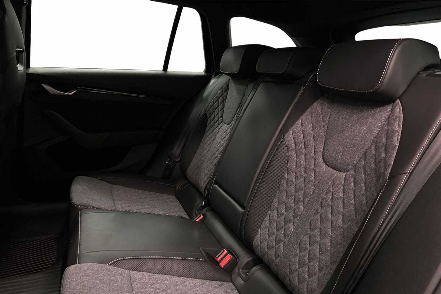 SKODA Octavia 1.5 TSI e-TEC (150ps) SportLine ACT DSG