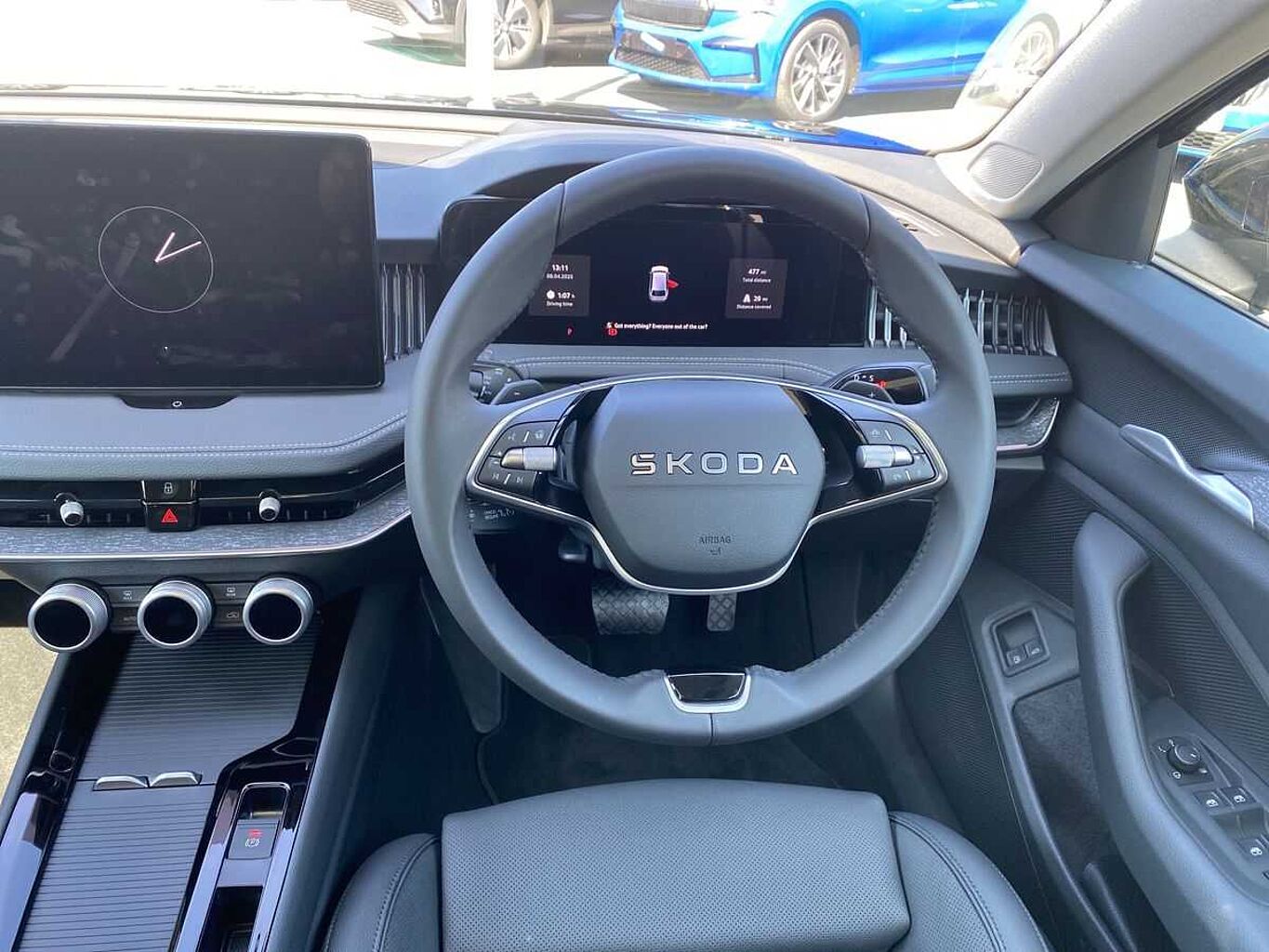 SKODA Superb 1.5 TSI Iv SE L DSG 5Dr