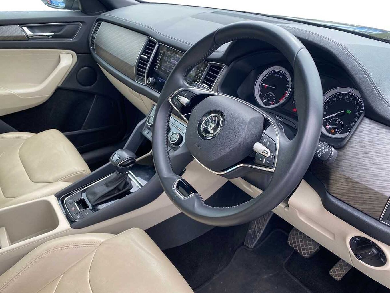 SKODA Kodiaq 2.0 TDI SE L Executive 5Dr DSG [7 Seat]