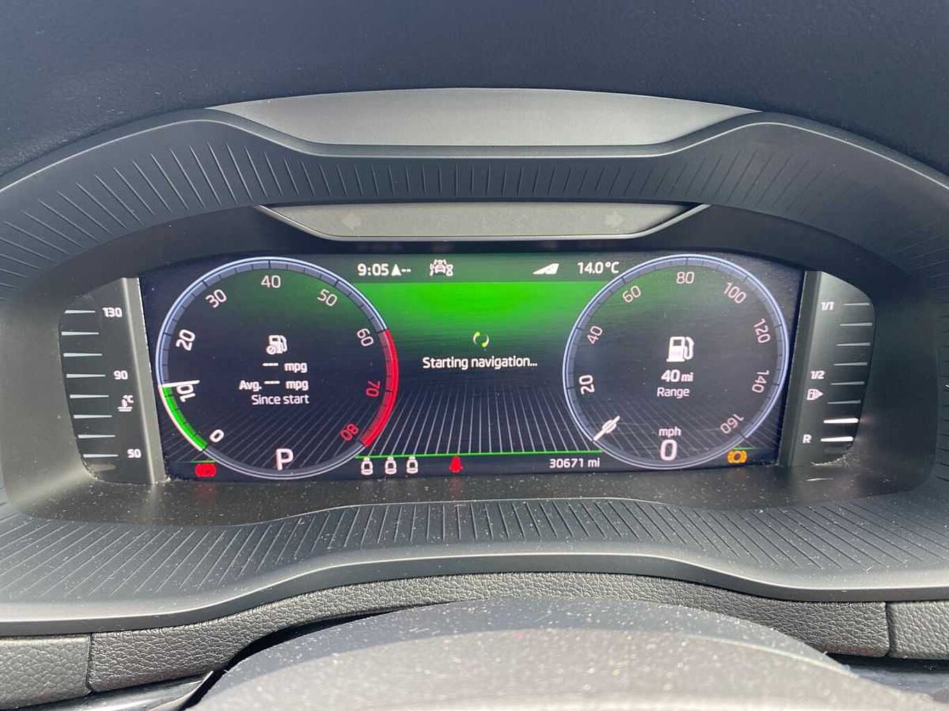 SKODA Karoq SUV 2.0 TSI (190ps) 4X4 SportLine DSG