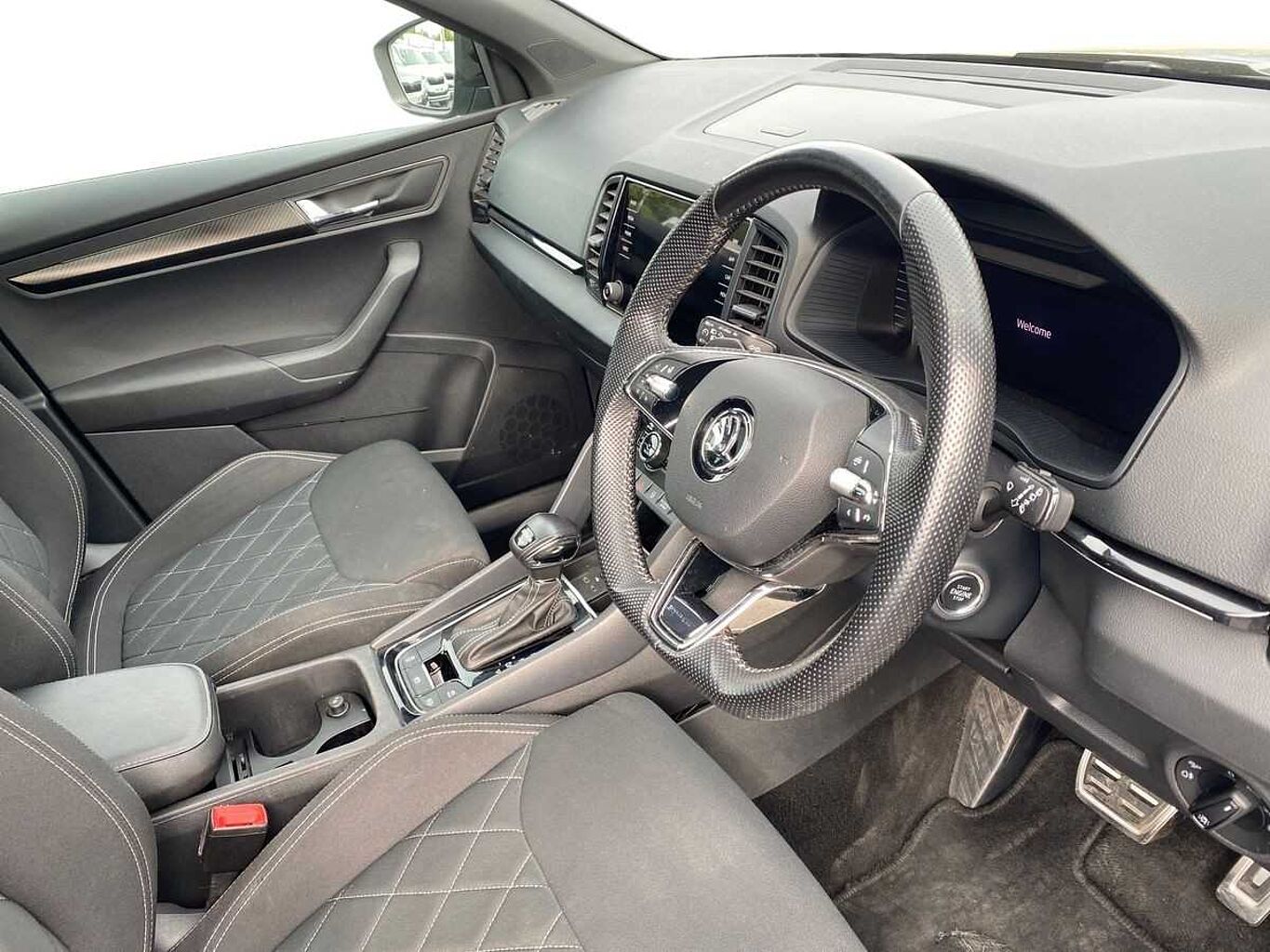 SKODA Karoq SUV 2.0 TSI (190ps) 4X4 SportLine DSG
