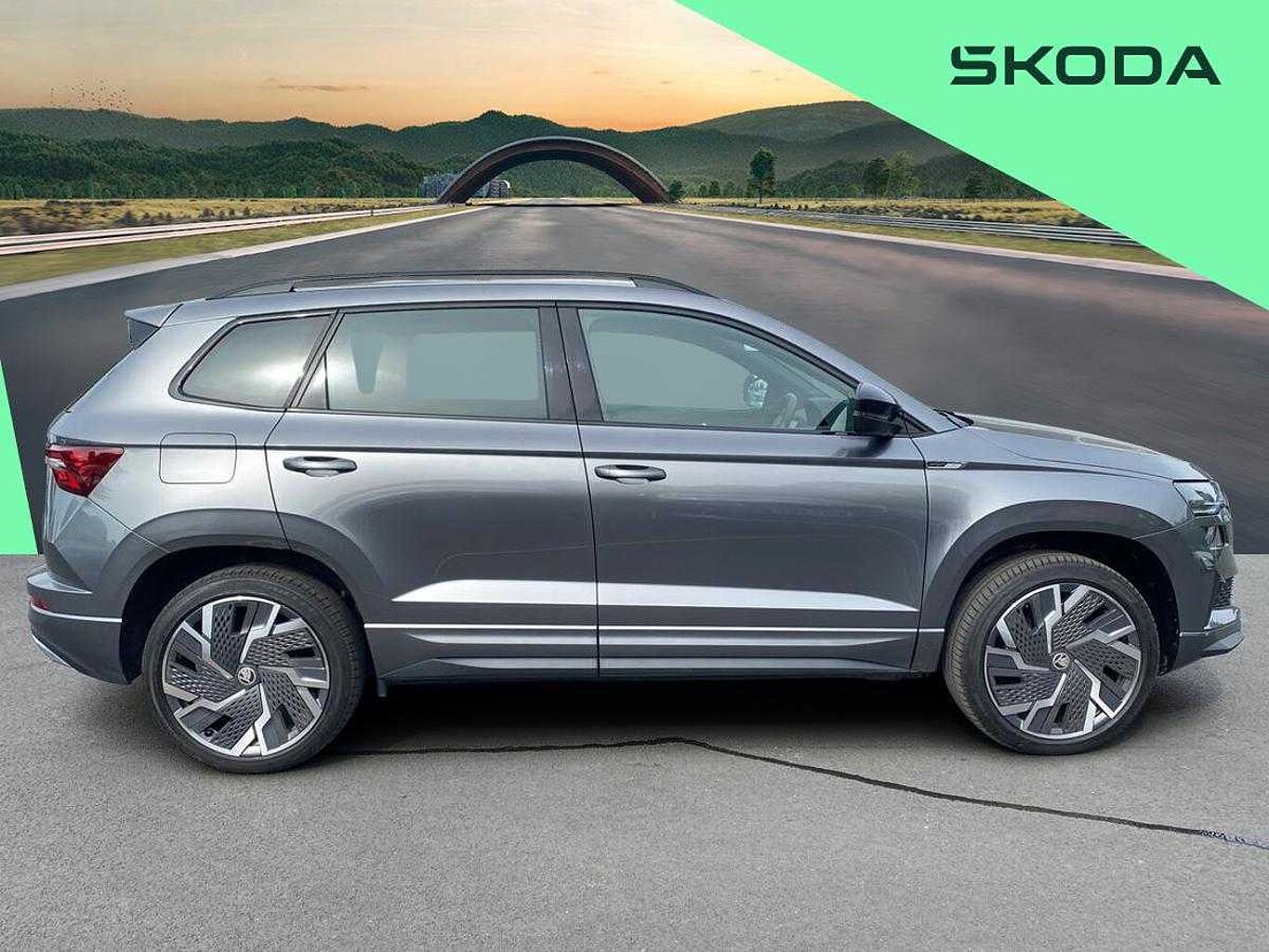 SKODA Karoq SUV 2.0 TSI (190ps) 4X4 SportLine DSG