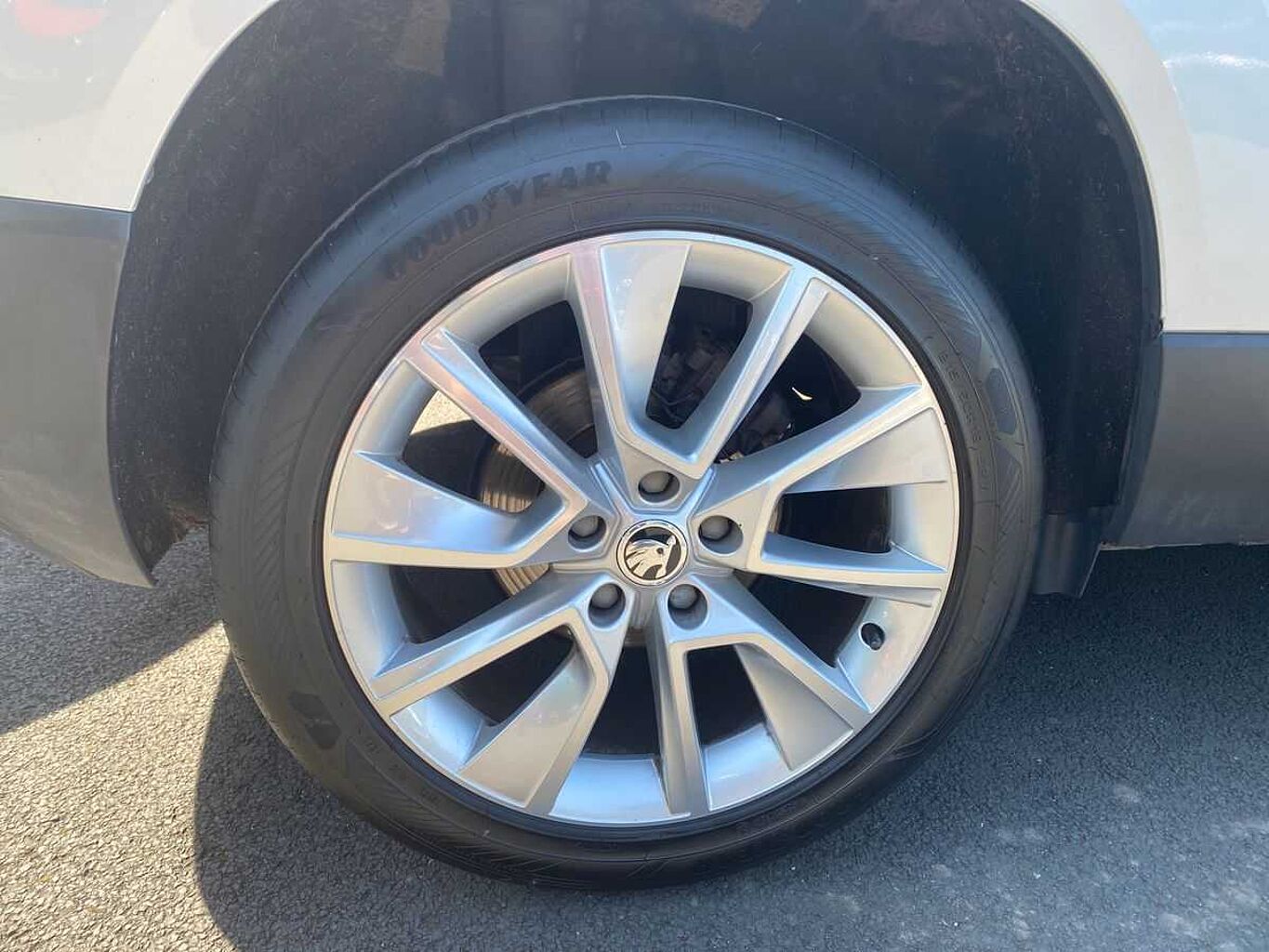 SKODA Karoq SUV 1.5 TSI (150ps) SE L ACT