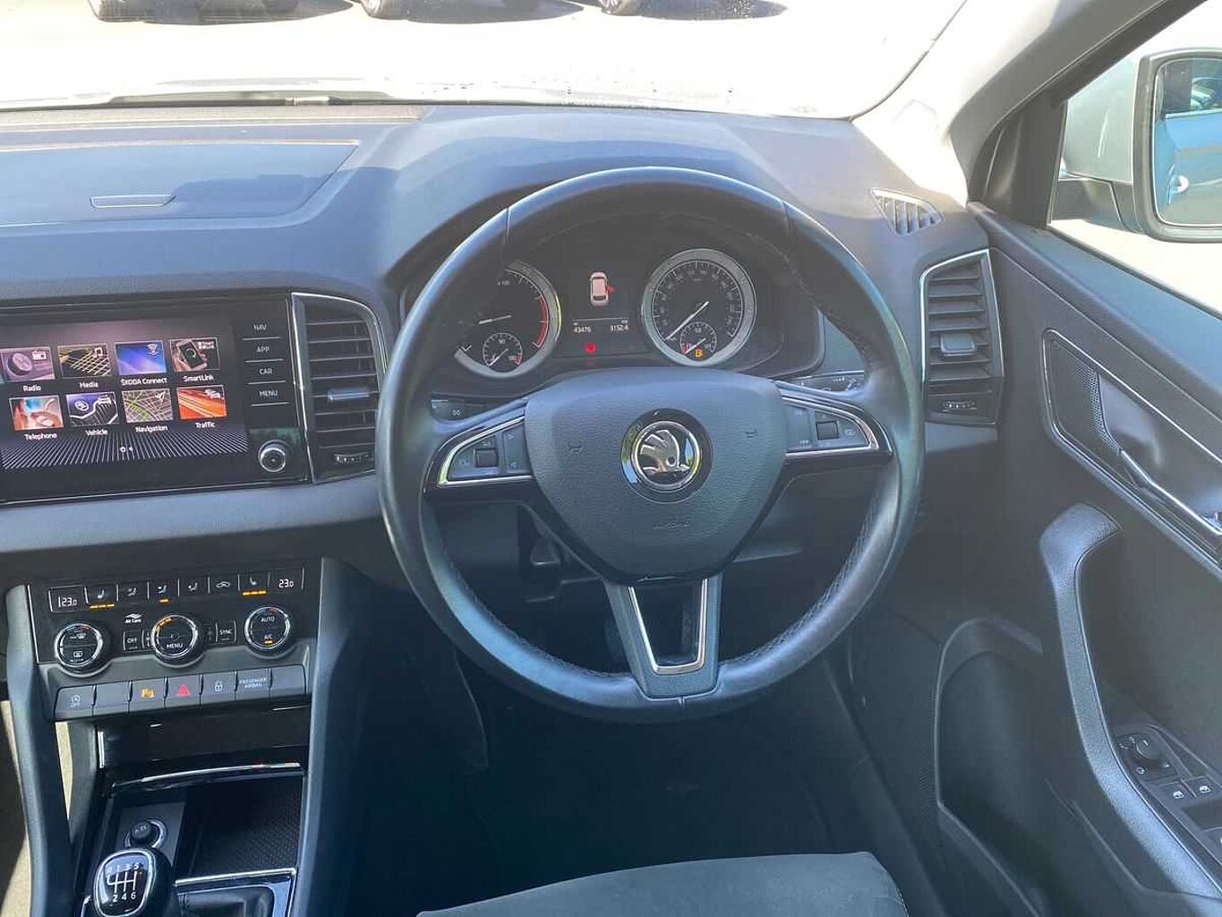 SKODA Karoq SUV 1.5 TSI (150ps) SE L ACT