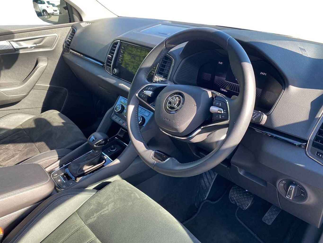SKODA Karoq 1.5 TSI SE L 5Dr DSG