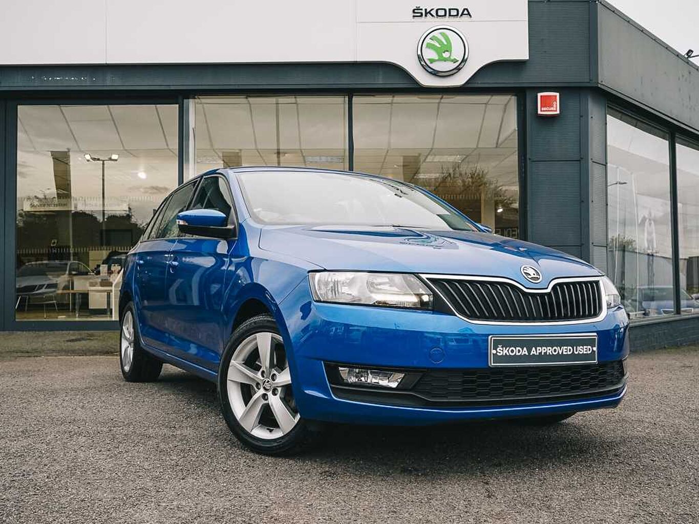 SKODA Rapid 1.0 TSI (110PS) SE Tech Spaceback 5-Dr