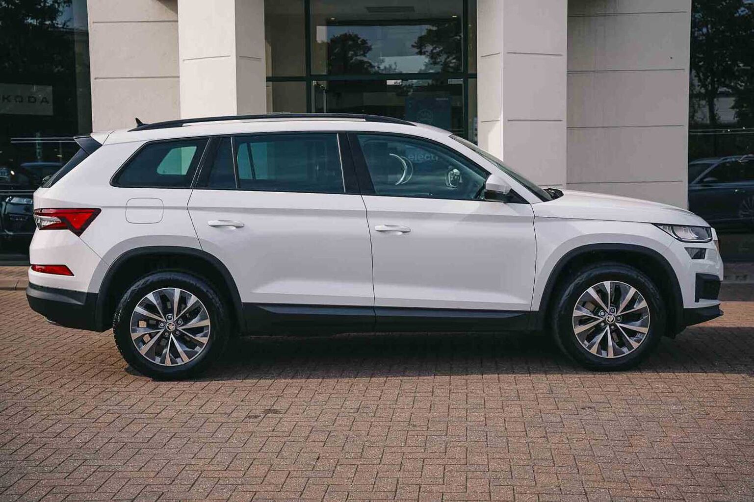 SKODA Kodiaq 2.0TDI (150ps) SE Drive (7 Seats) DSG