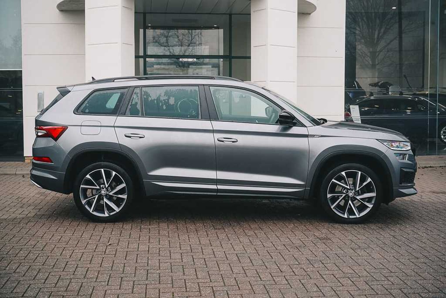 SKODA Kodiaq 2.0TDI (150ps) 4X4 Sportline (7 Seats) DSG (Folding Towbar)