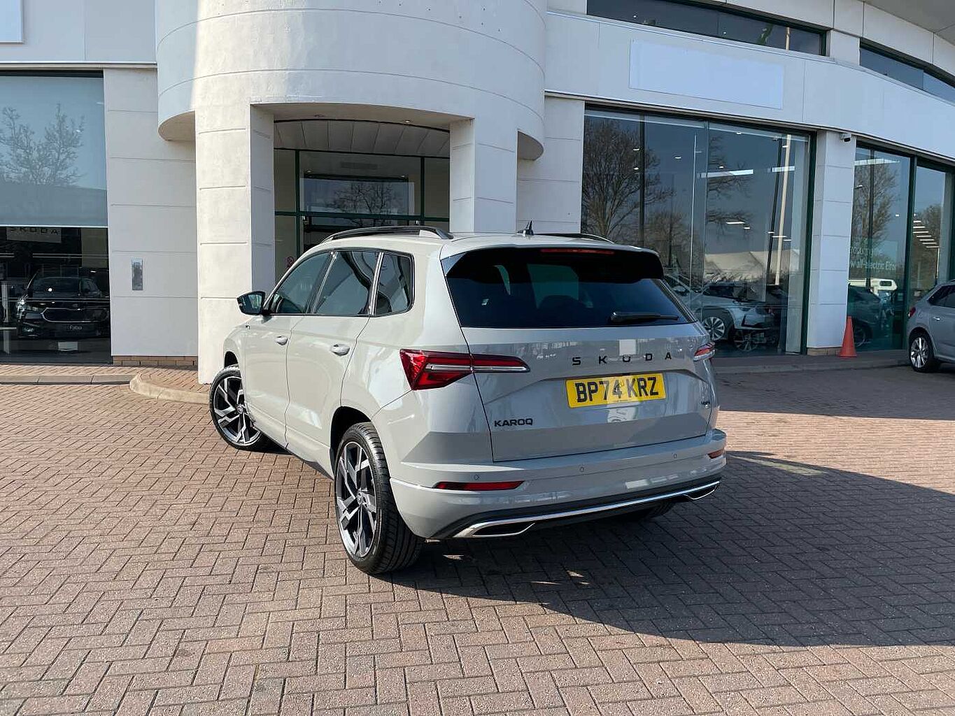 SKODA Karoq SUV 2.0 TSI (190ps) 4X4 SportLine DSG