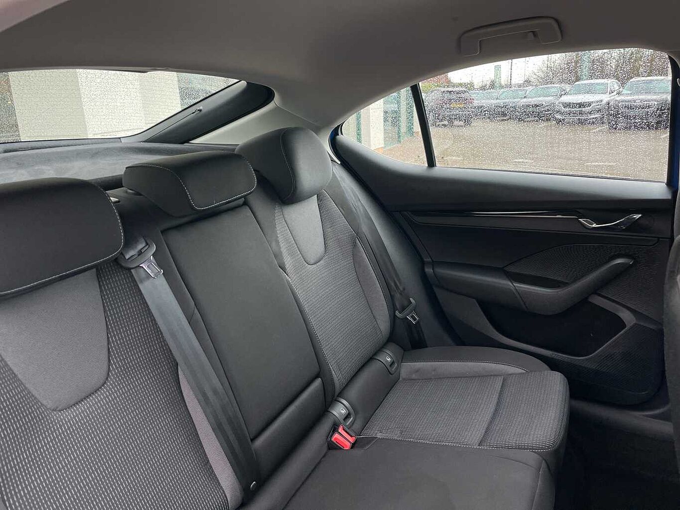 SKODA Octavia 1.0 TSI e-TEC (110ps) SE DSG ( Virtual Cockpit, LED interior Light Pack)