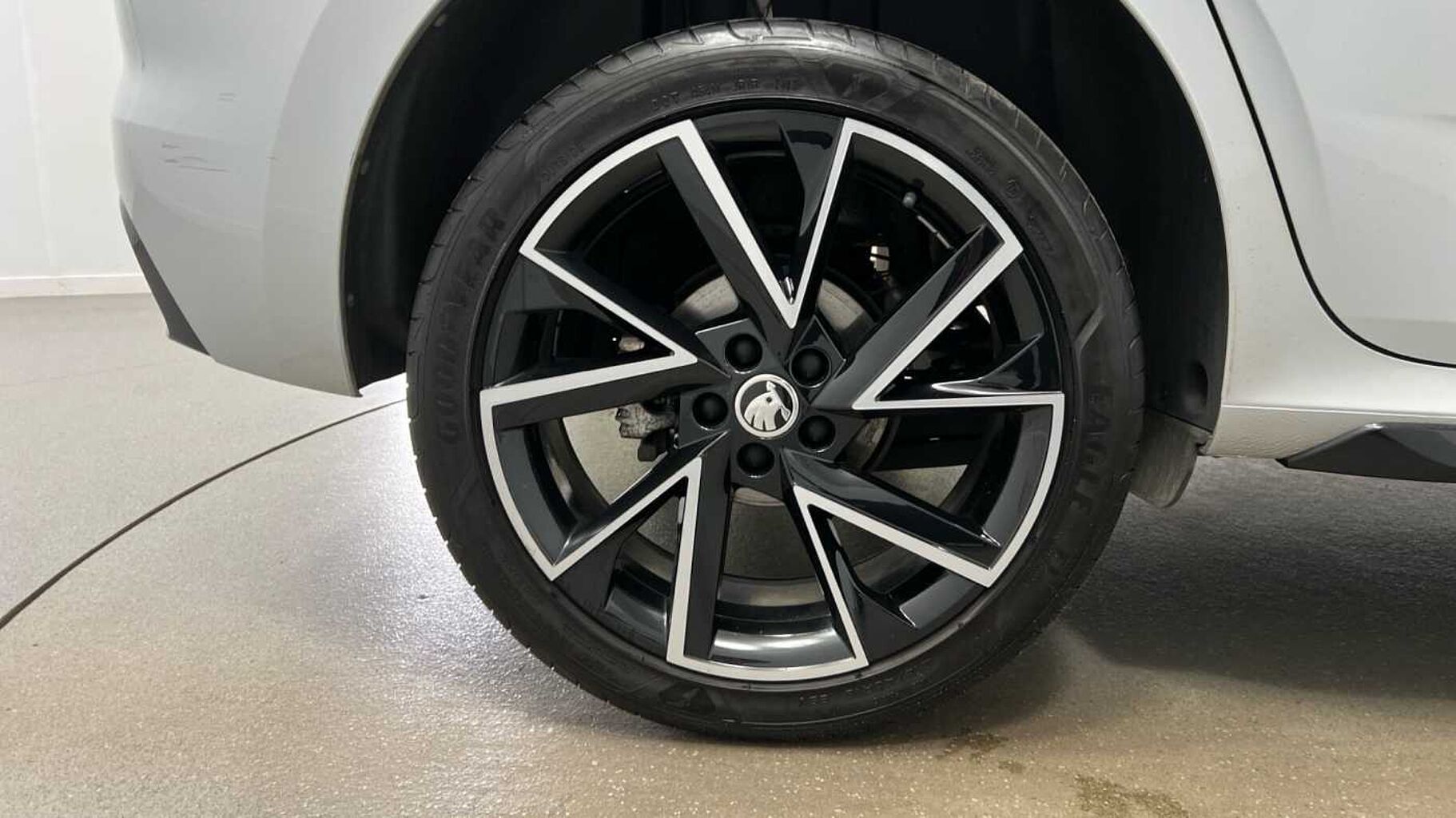 SKODA Kamiq 1.0 TSI (110ps) Monte Carlo DSG SUV