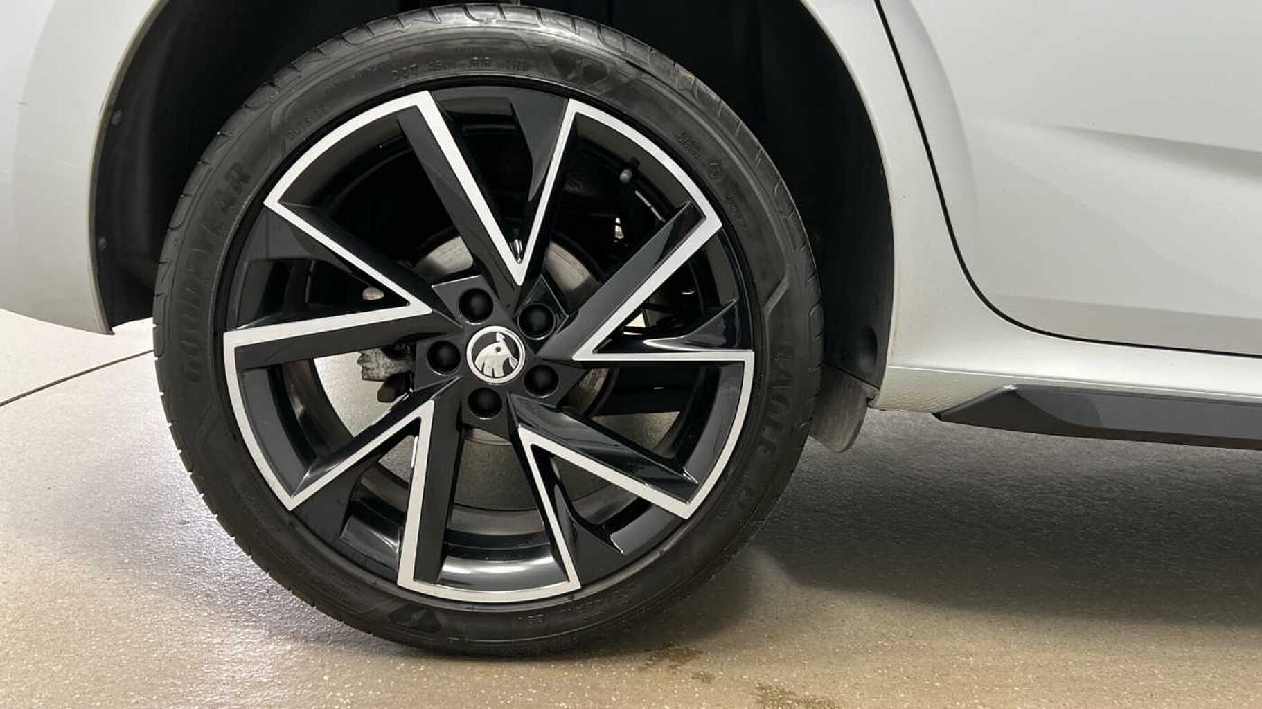 SKODA Kamiq 1.0 TSI (110ps) Monte Carlo DSG SUV
