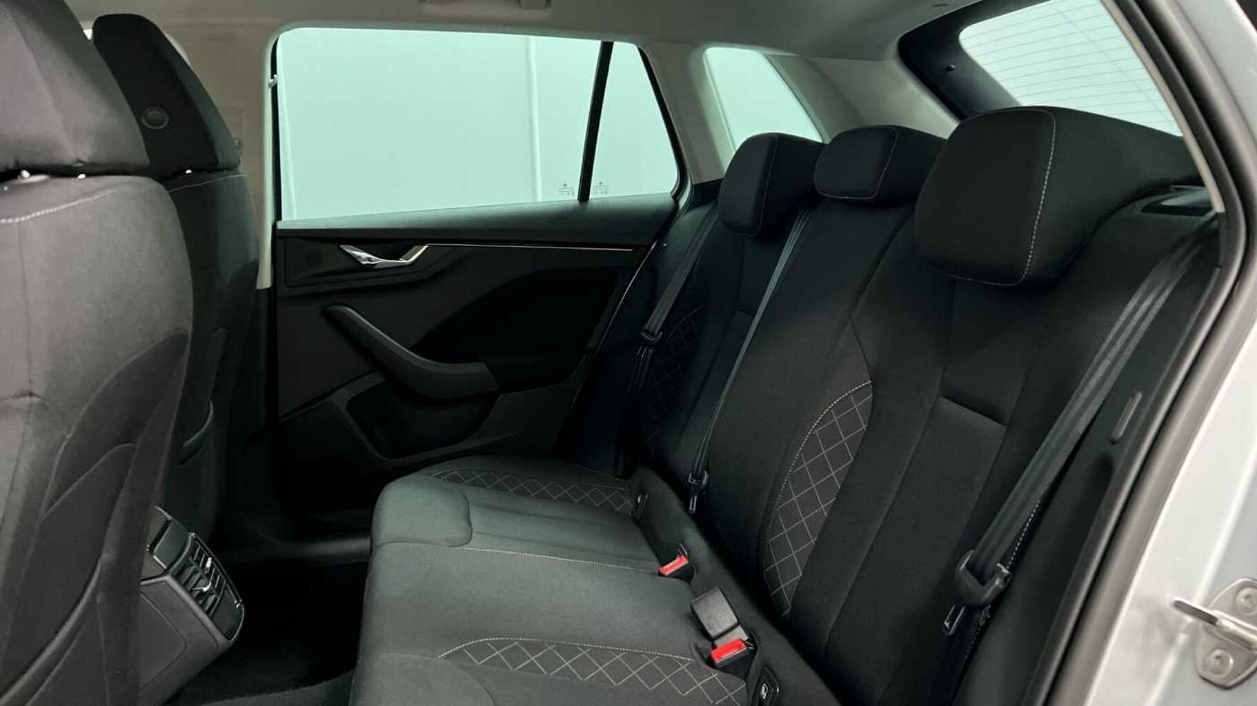 SKODA Kamiq 1.0 TSI SE Drive SUV 5dr Petrol DSG Euro 6 (s/s) (110 ps)