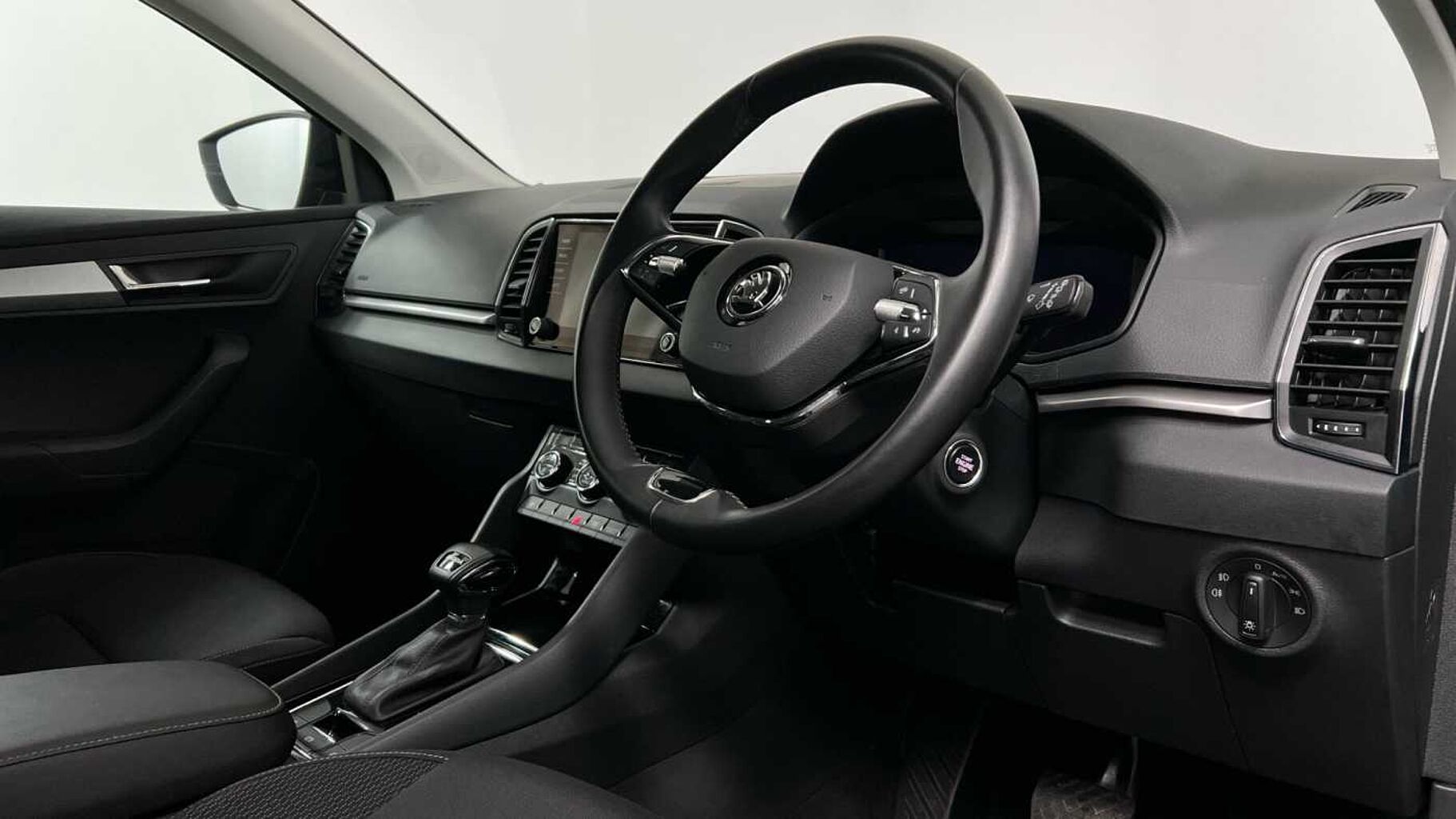 SKODA Karoq 1.5 TSI ACT SE Drive SUV 5dr Petrol DSG Euro 6 (s/s) (150 ps)