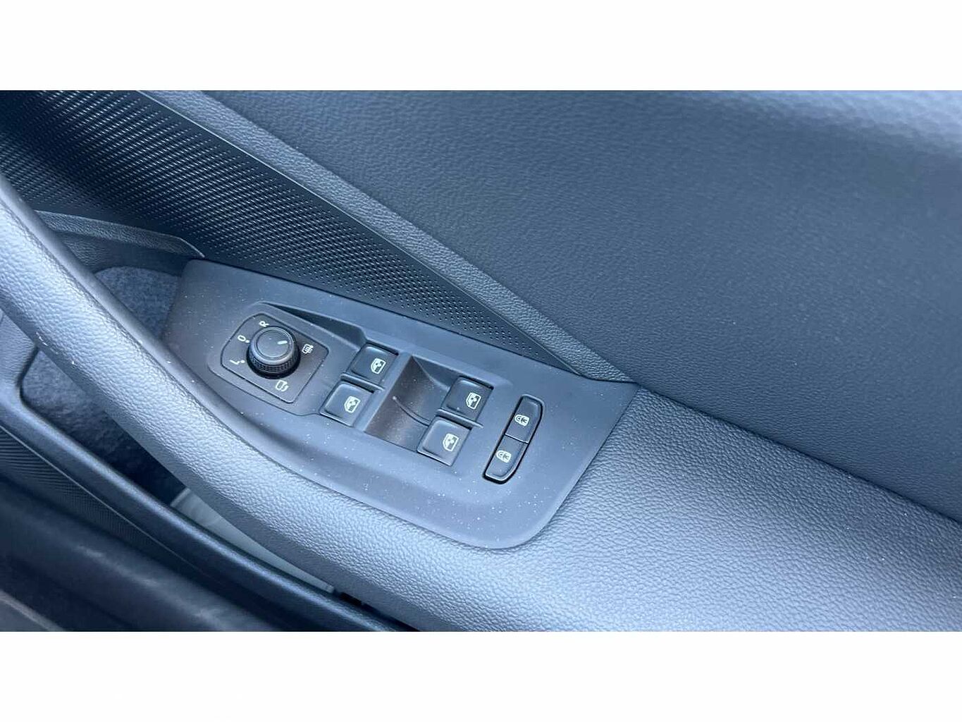 SKODA SUPERB 2.0 TDI 193 L&K 4X4 5Dr DSG Estate