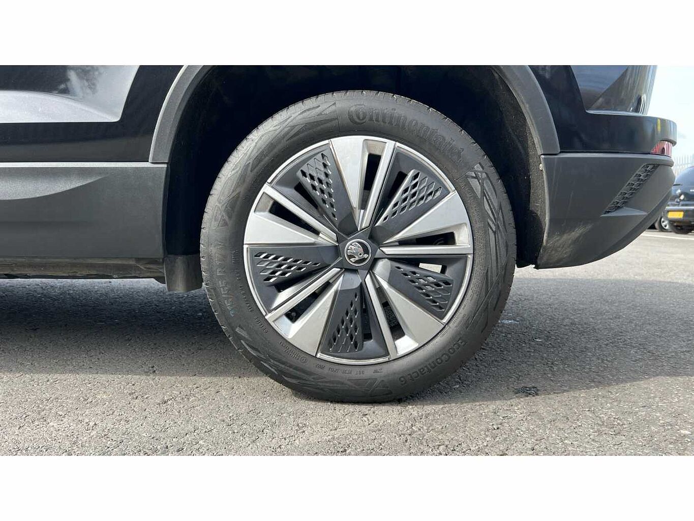 SKODA KAROQ 1.5 TSI SE Drive 5dr DSG