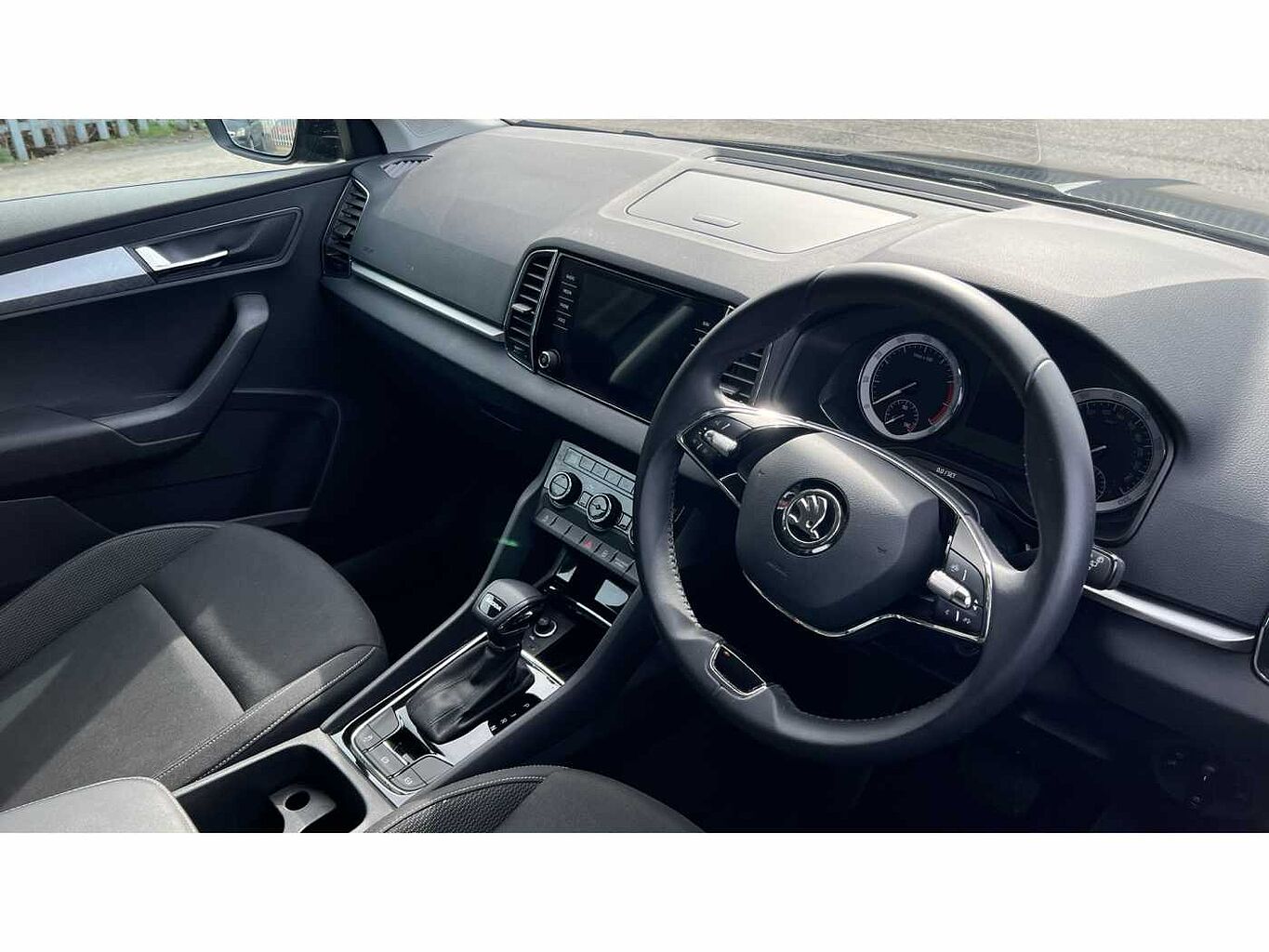 SKODA KAROQ 1.5 TSI SE Drive 5dr DSG