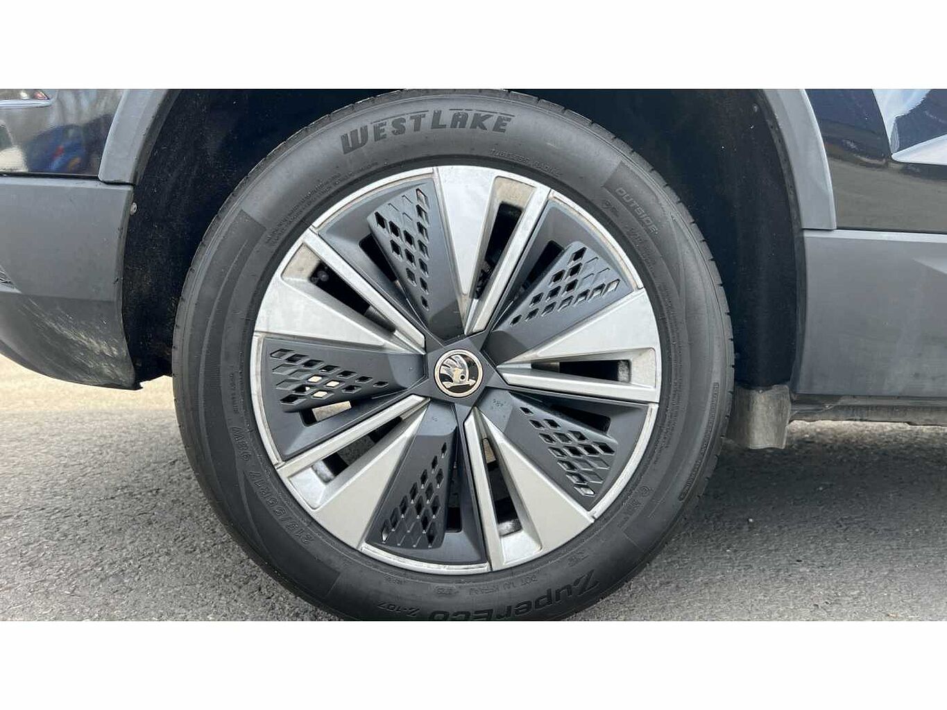 SKODA KAROQ 1.5 TSI SE Drive 5dr DSG