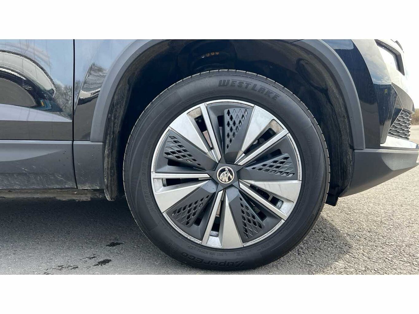 SKODA KAROQ 1.5 TSI SE Drive 5dr DSG