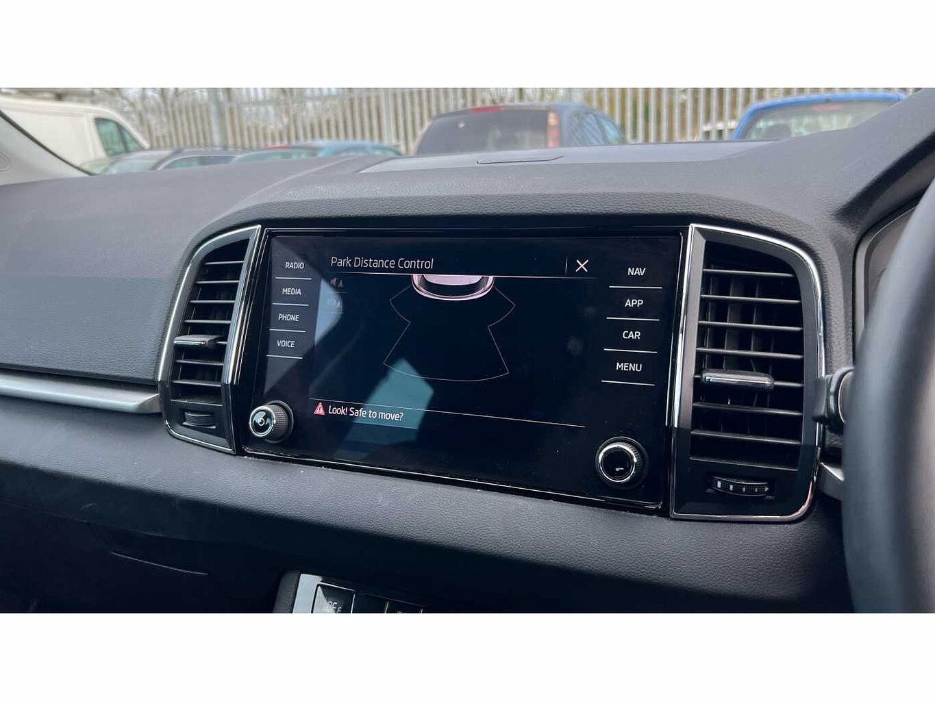 SKODA KAROQ 1.5 TSI SE Drive 5dr DSG
