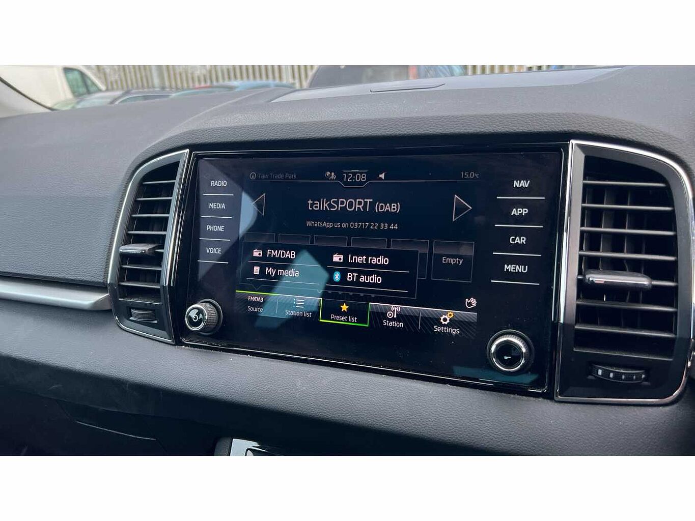 SKODA KAROQ 1.5 TSI SE Drive 5dr DSG