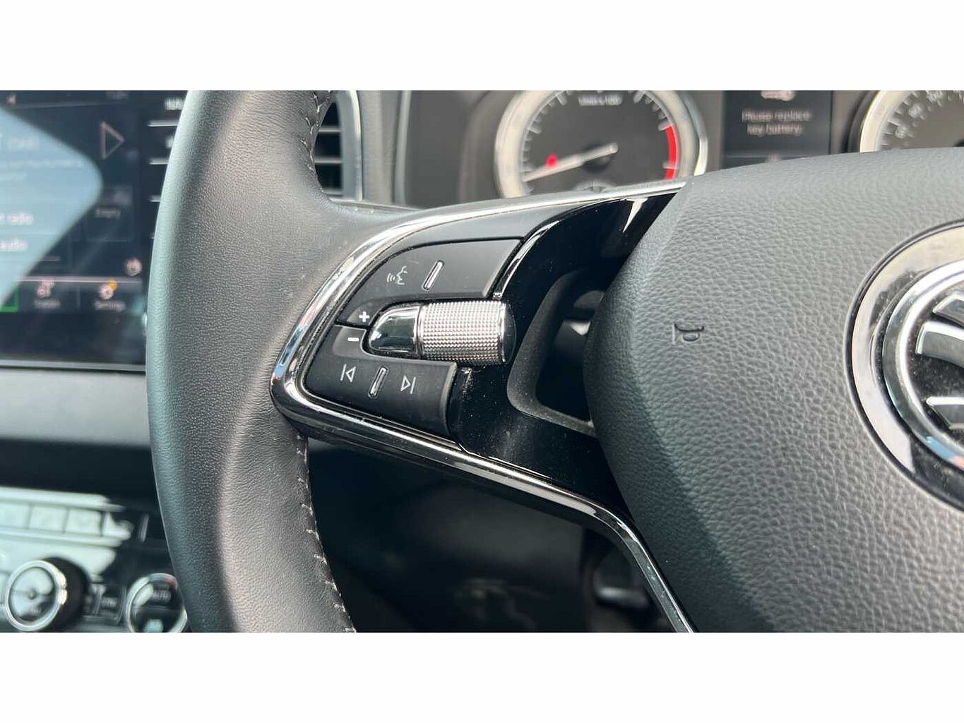 SKODA KAROQ 1.5 TSI SE Drive 5dr DSG