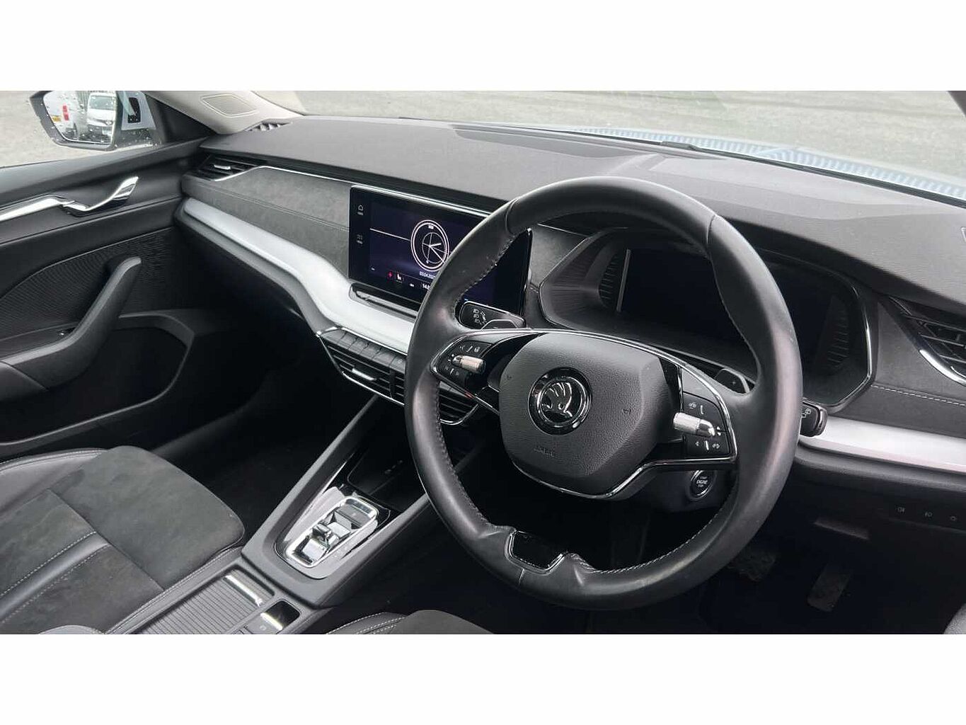 SKODA Octavia Hatchback 2.0TDI (150ps) SE L SCR DSG