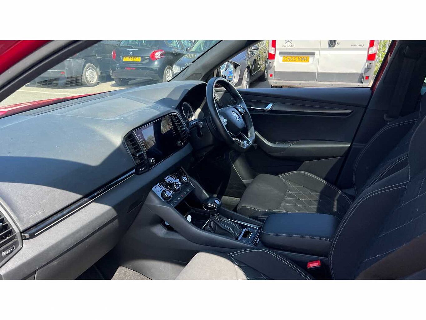 SKODA Karoq SUV 2.0 TSI (190ps) 4X4 SportLine DSG