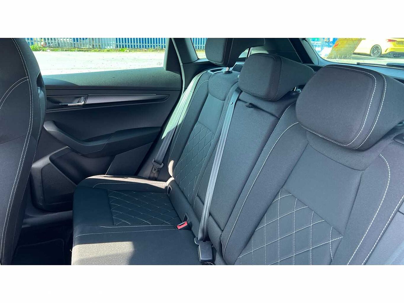 SKODA KAROQ 1.5 TSI Sportline 5dr