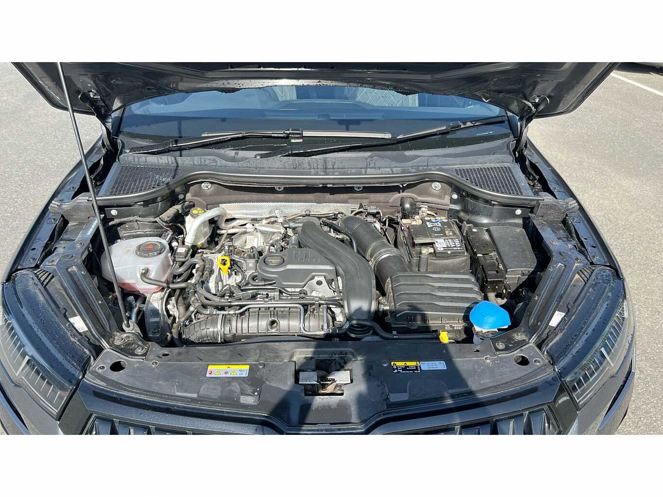 SKODA KAROQ 1.5 TSI Sportline 5dr
