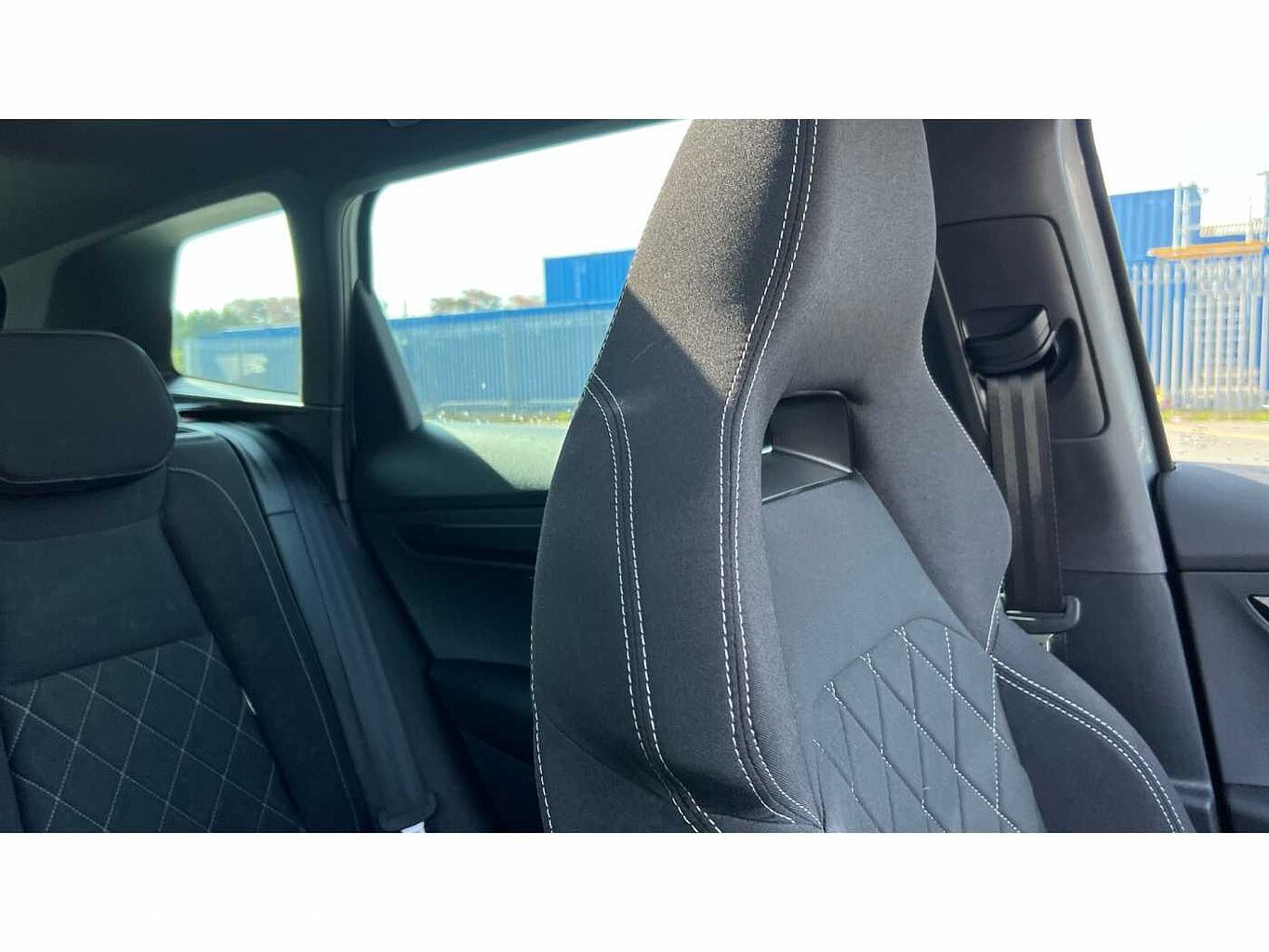 SKODA KAROQ 1.5 TSI Sportline 5dr