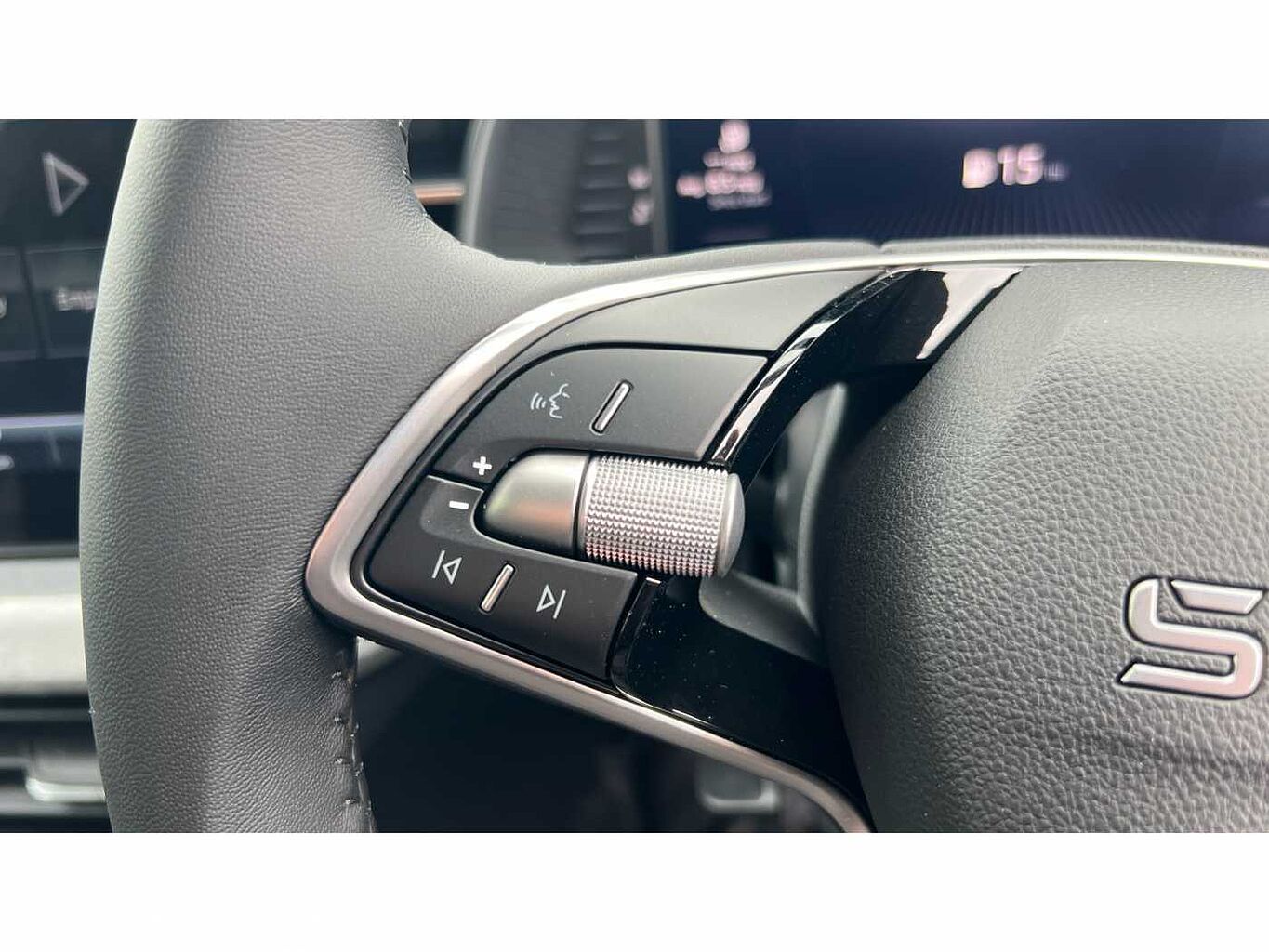 SKODA KAMIQ ŠKODA  Hatchback 1.0 TSI SE L 5dr