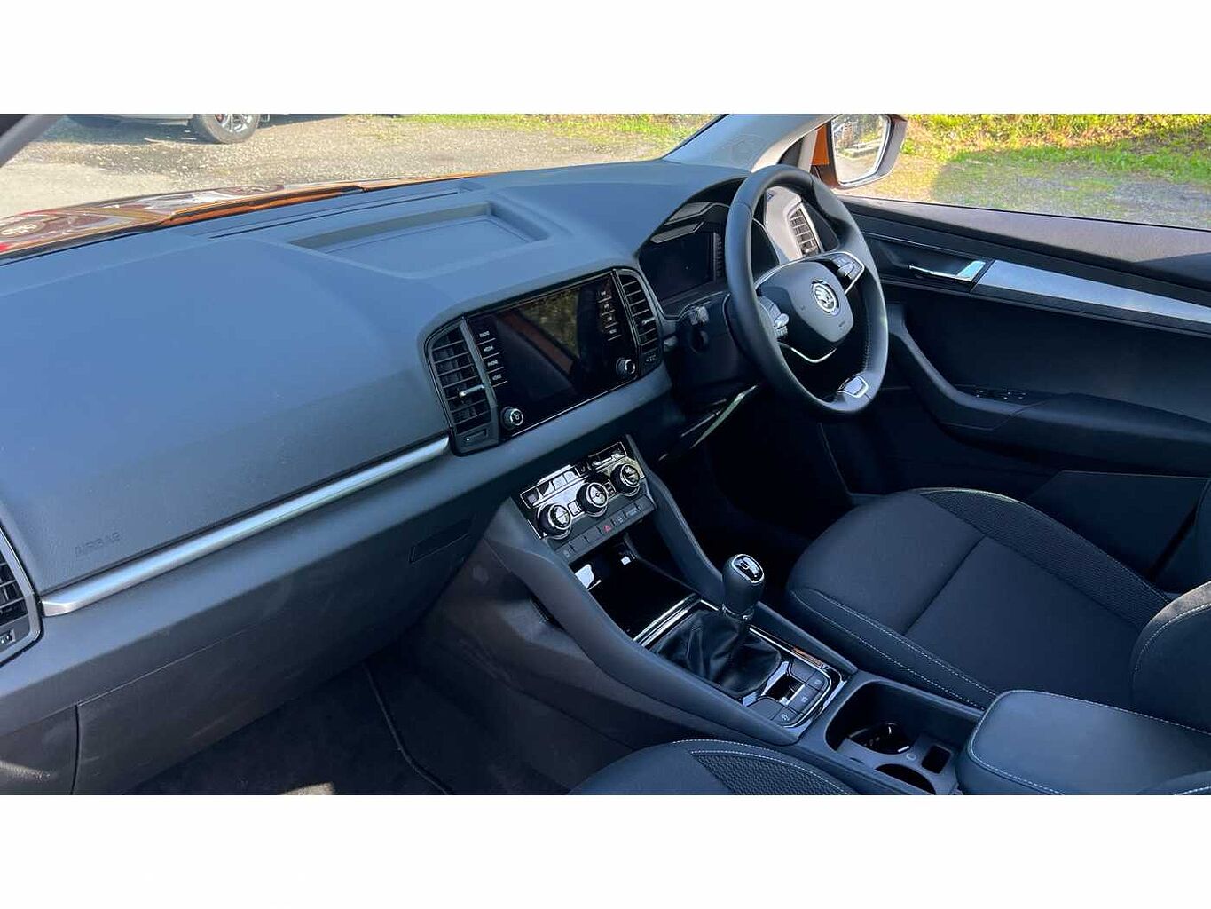 SKODA KAROQ 1.5 TSI SE Drive 5Dr Estate