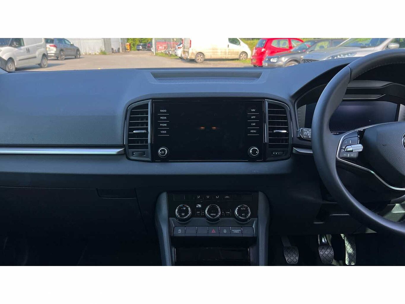 SKODA KAROQ 1.5 TSI SE Drive 5Dr Estate