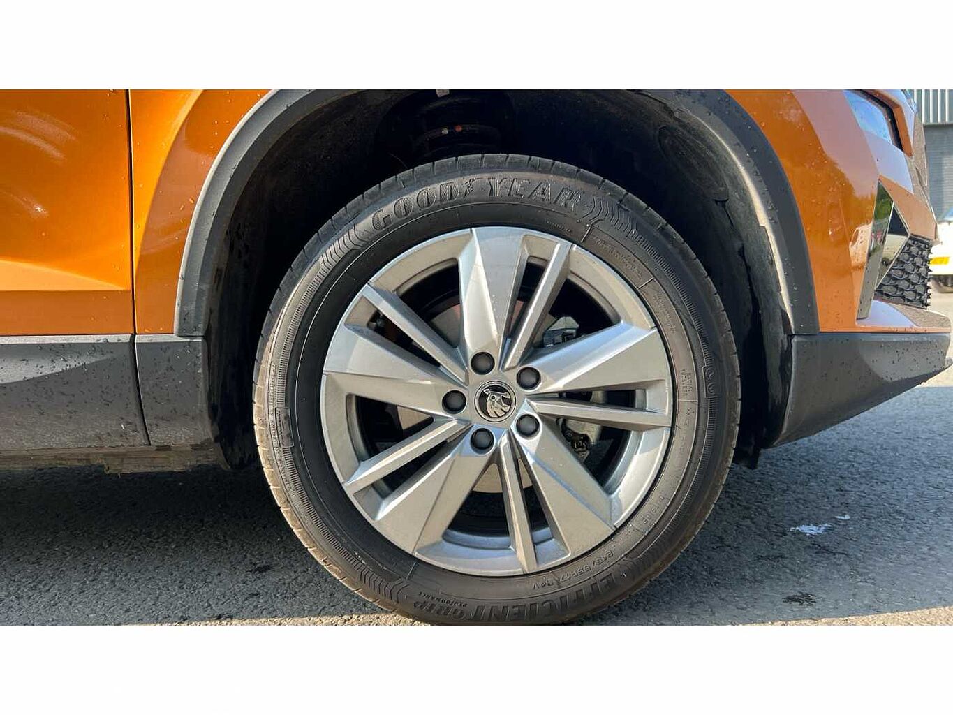 SKODA KAROQ 1.5 TSI SE Drive 5Dr Estate
