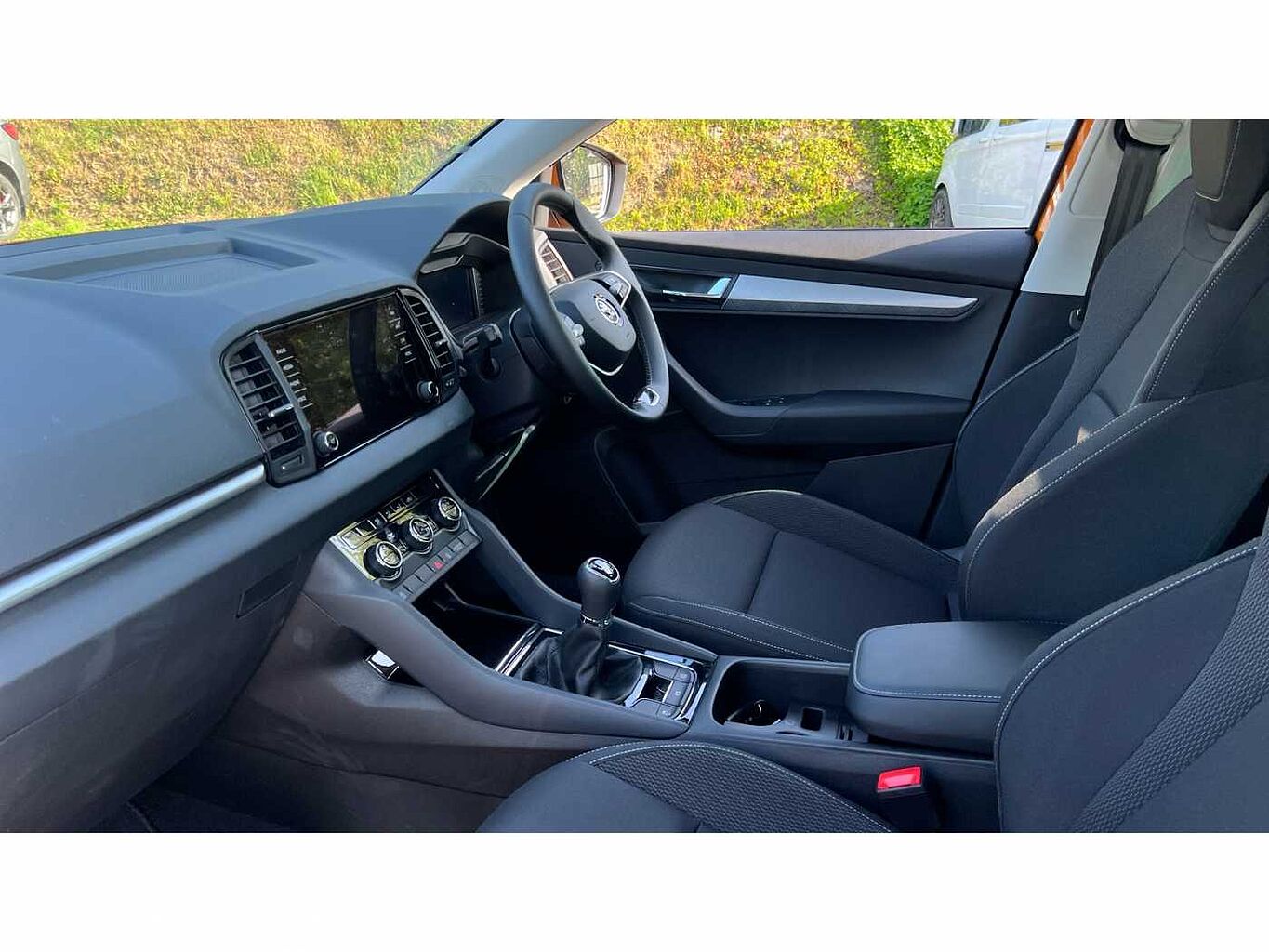 SKODA KAROQ 1.5 TSI SE Drive 5Dr Estate