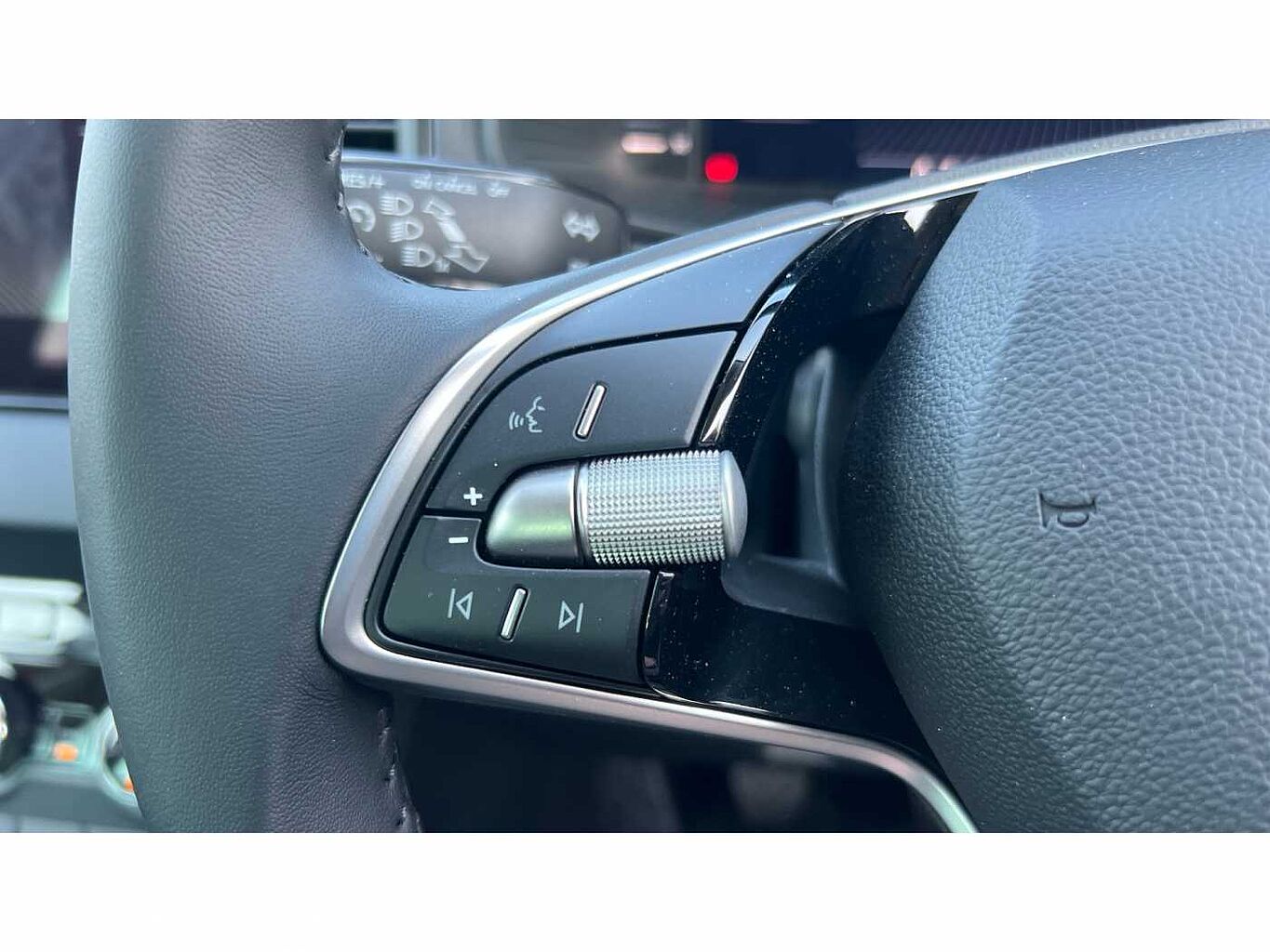 SKODA KAROQ 1.5 TSI SE Drive 5Dr Estate