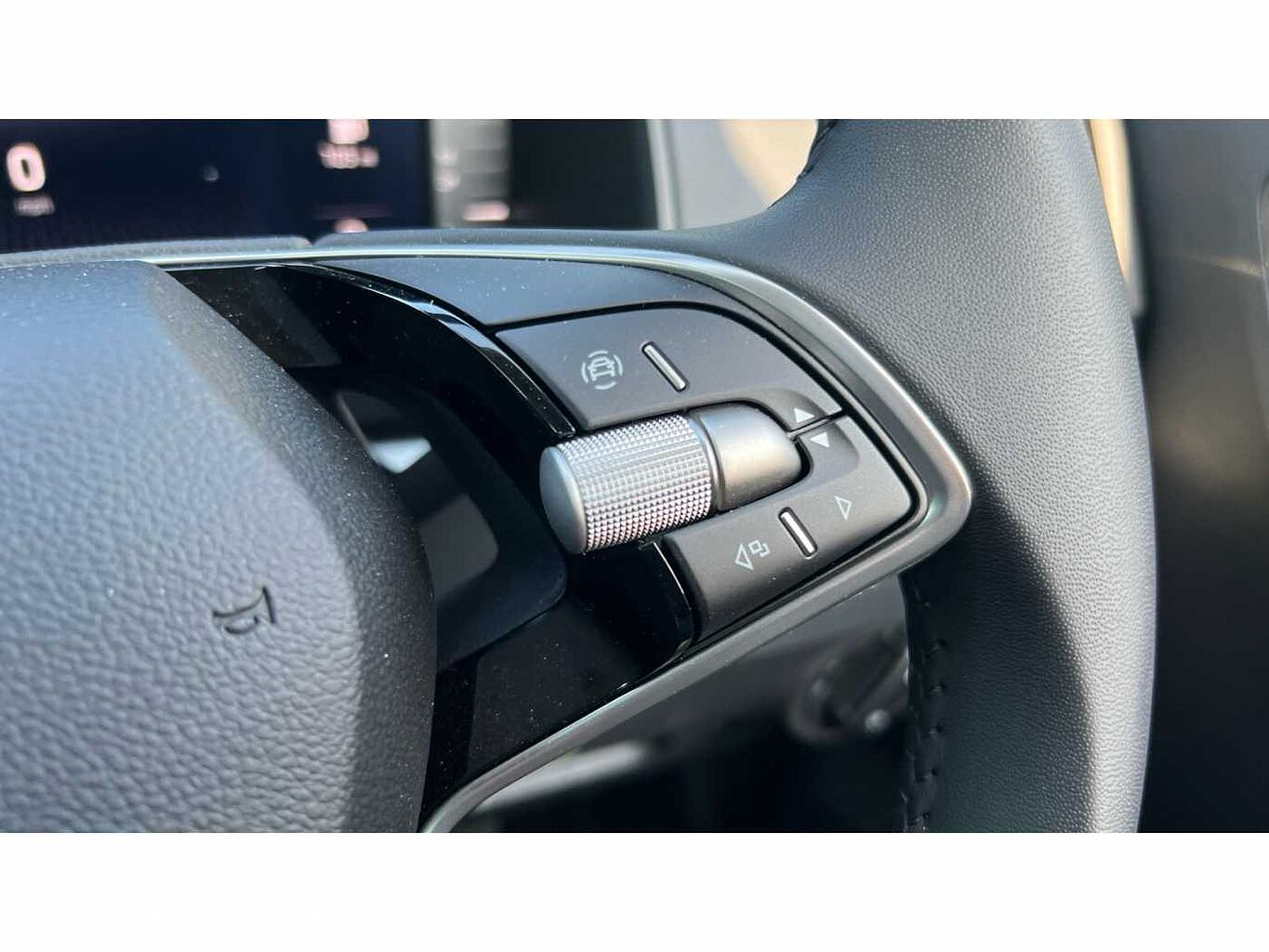 SKODA KAROQ 1.5 TSI SE Drive 5Dr Estate