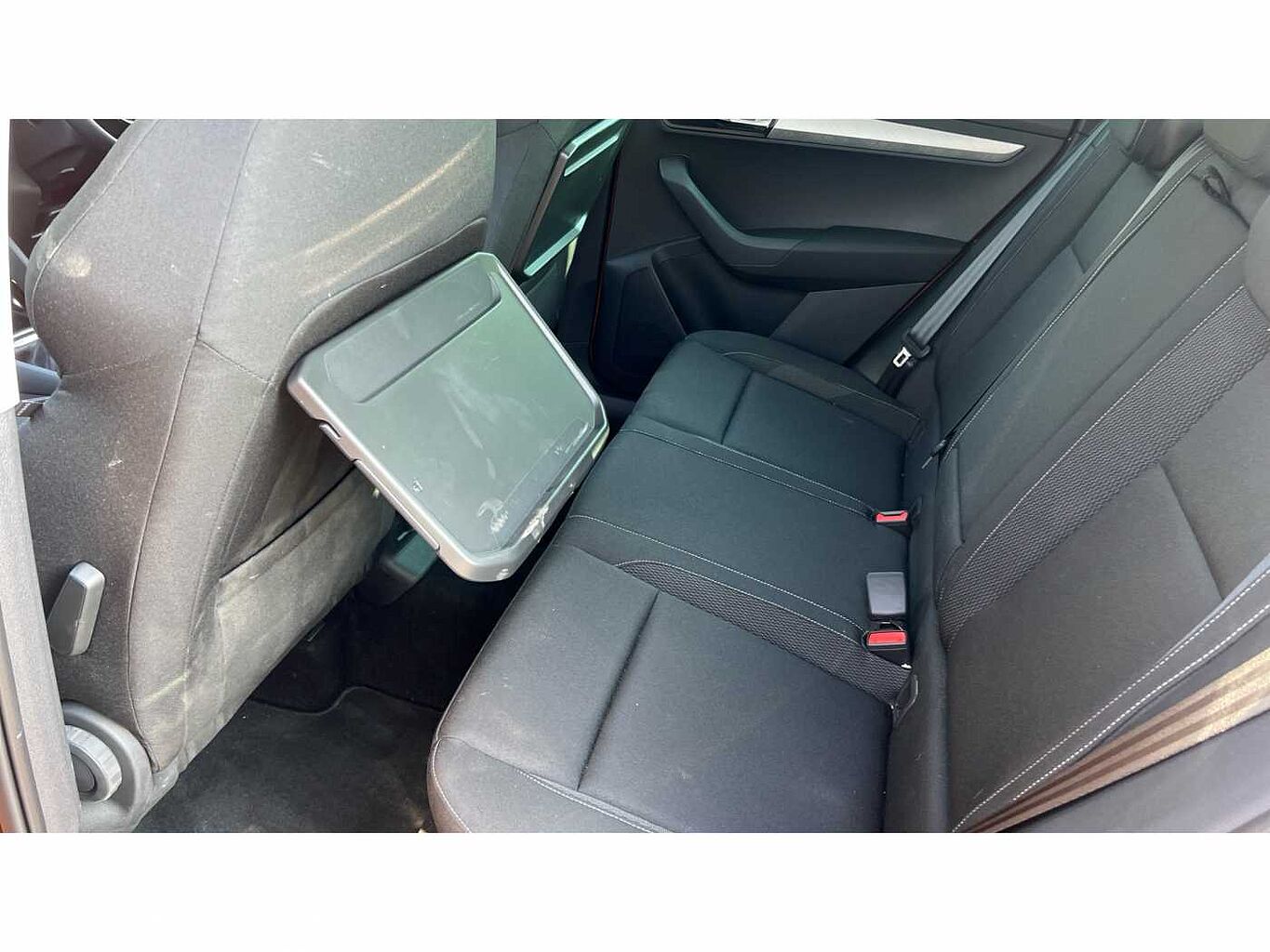SKODA KAROQ 1.5 TSI SE Drive 5Dr Estate