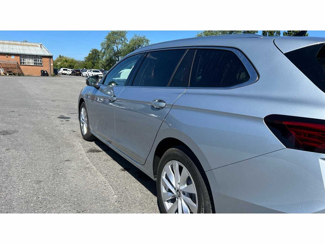 SKODA SUPERB 1.5 TSI iV SE Technology DSG 5Dr Estate
