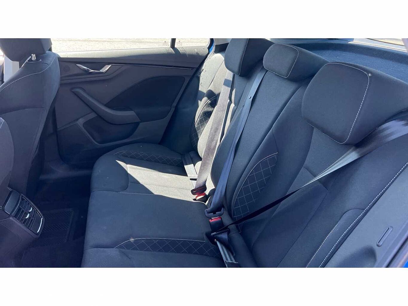 SKODA Kamiq 1.0 TSI (110ps) SE SUV