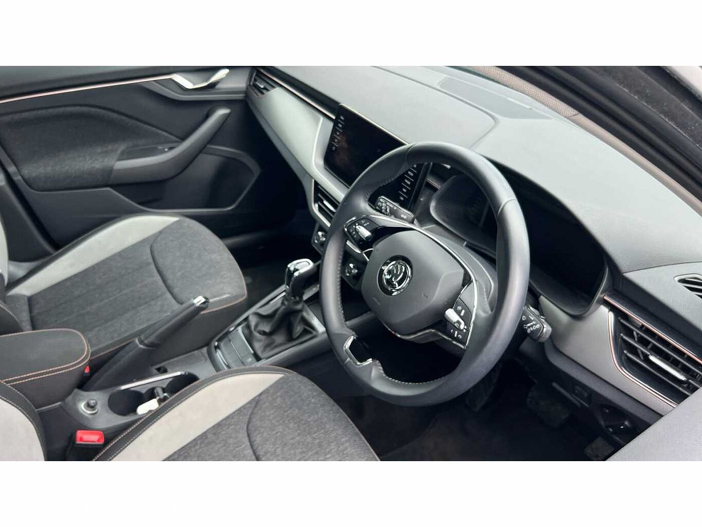 SKODA Kamiq 1.5 TSI (150ps) SE L DSG SUV