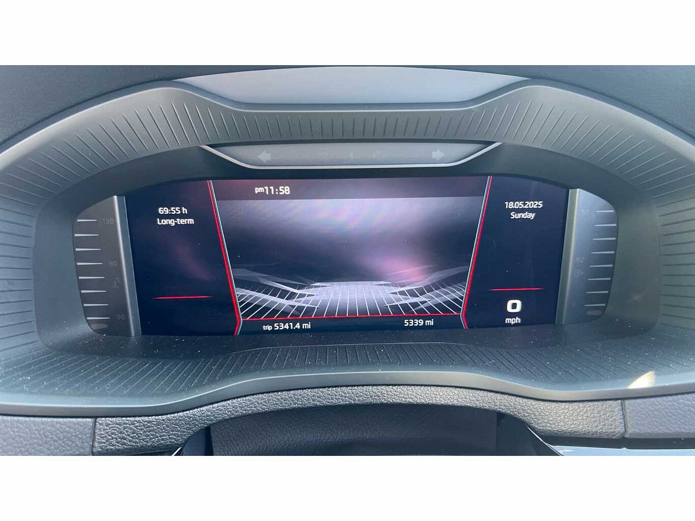 SKODA KAROQ 1.5 TSI Sportline 5dr DSG