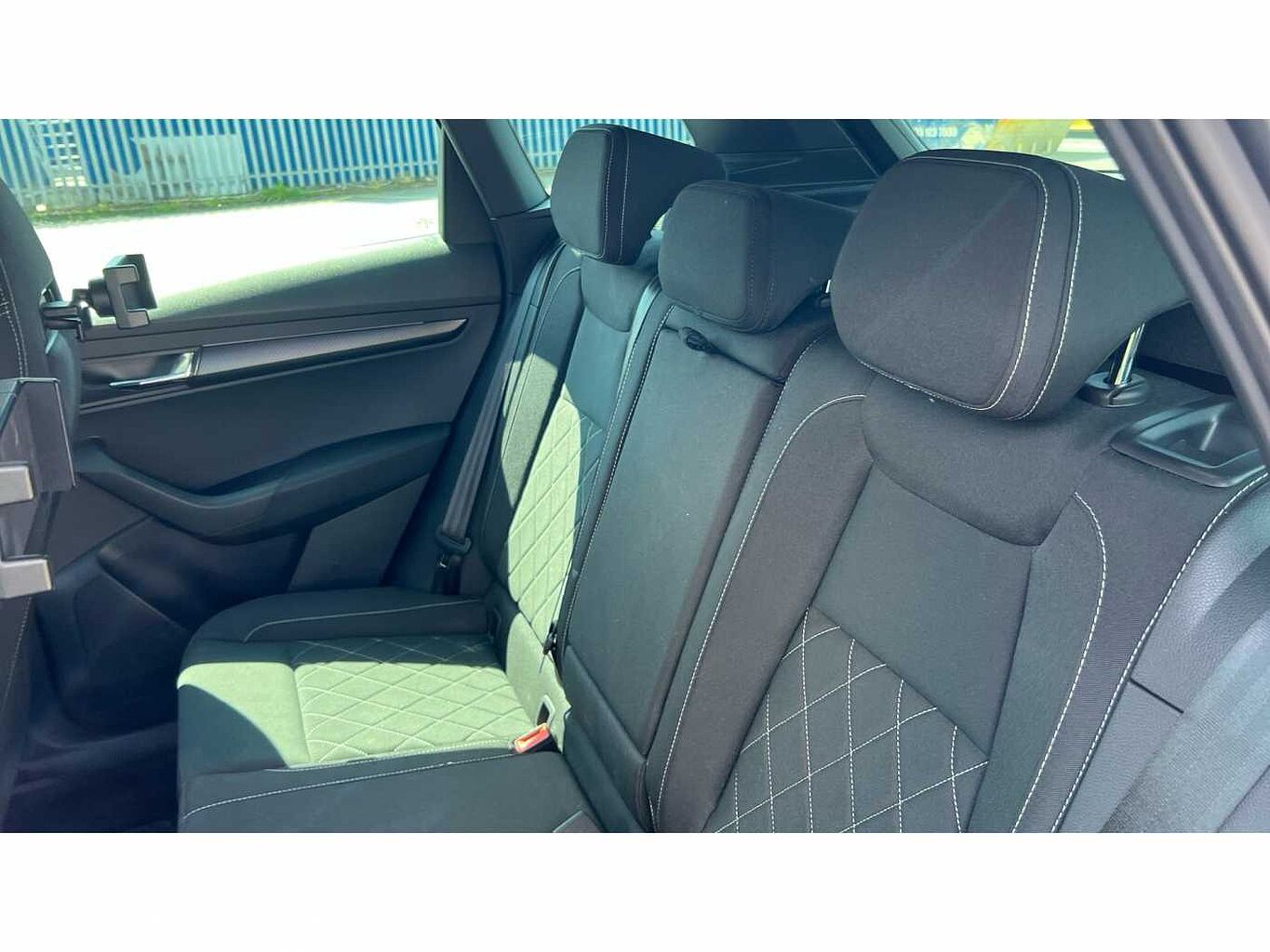 SKODA KAROQ 1.5 TSI Sportline 5dr DSG