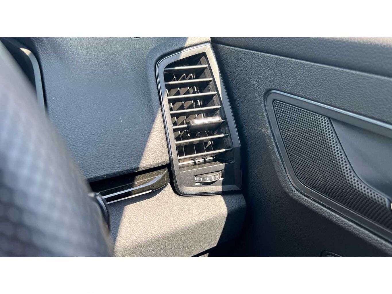 SKODA KAROQ 1.5 TSI Sportline 5dr DSG